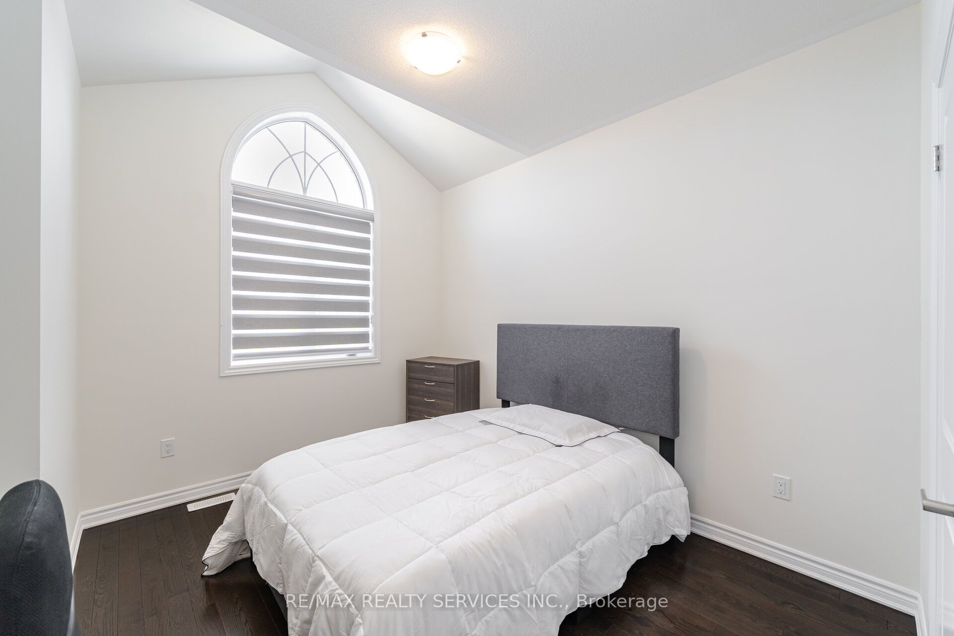 28 Tweedhill Avenue