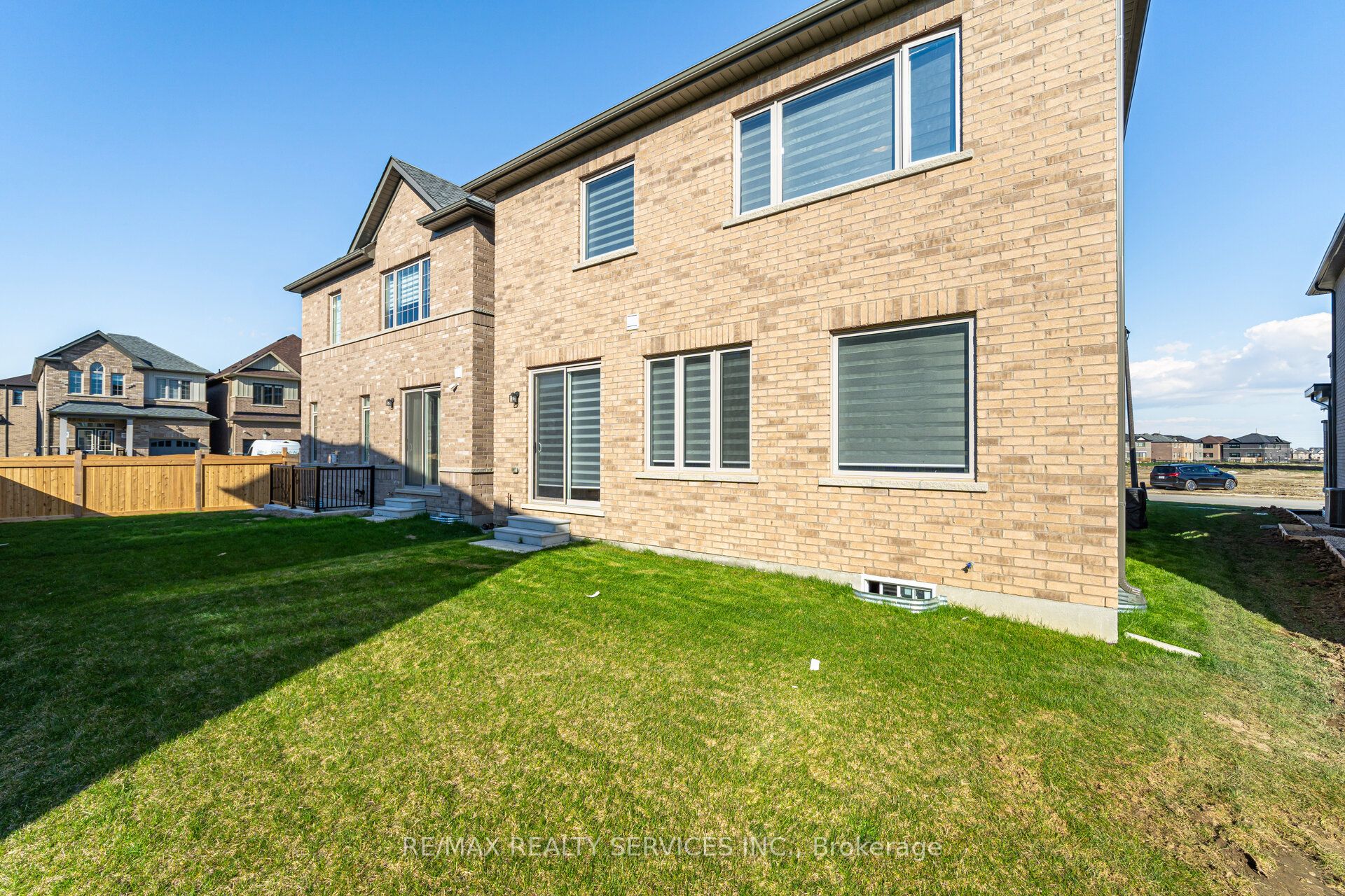 28 Tweedhill Avenue