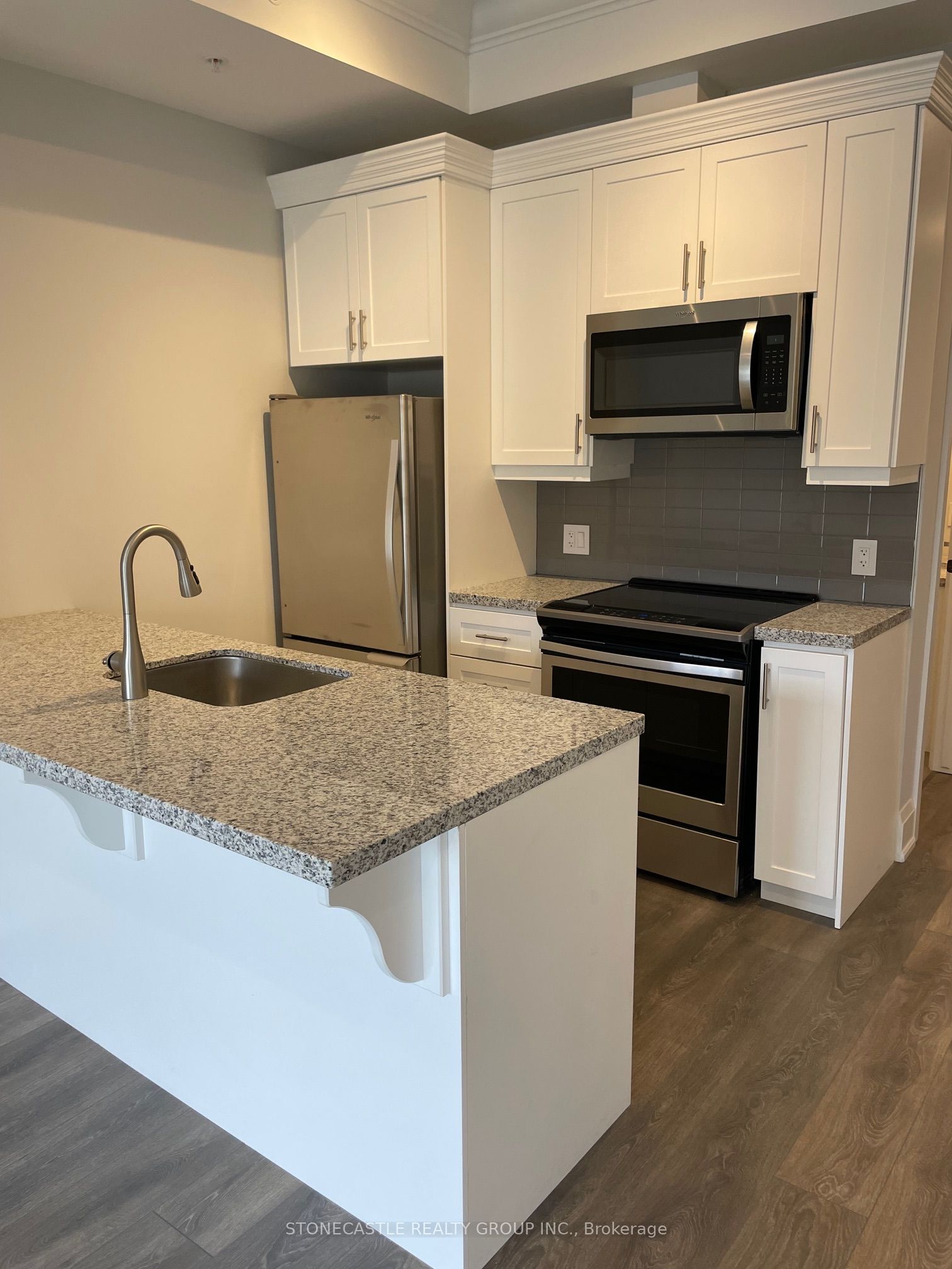 4040 Upper Middle Road, #107