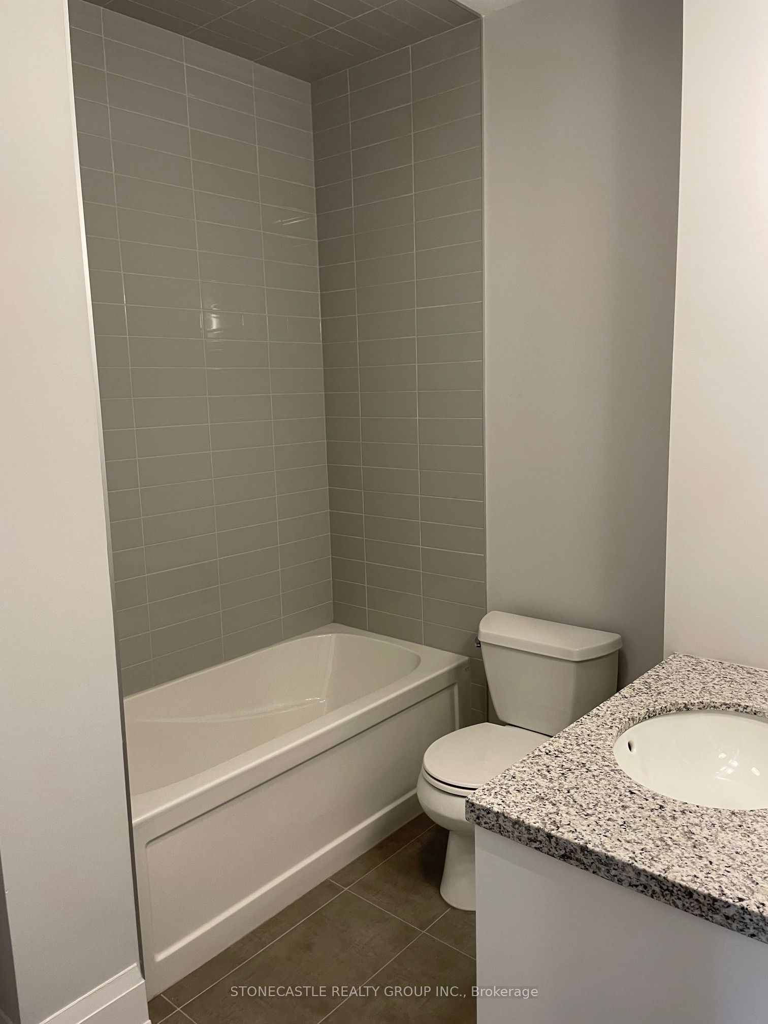 4040 Upper Middle Road, #119