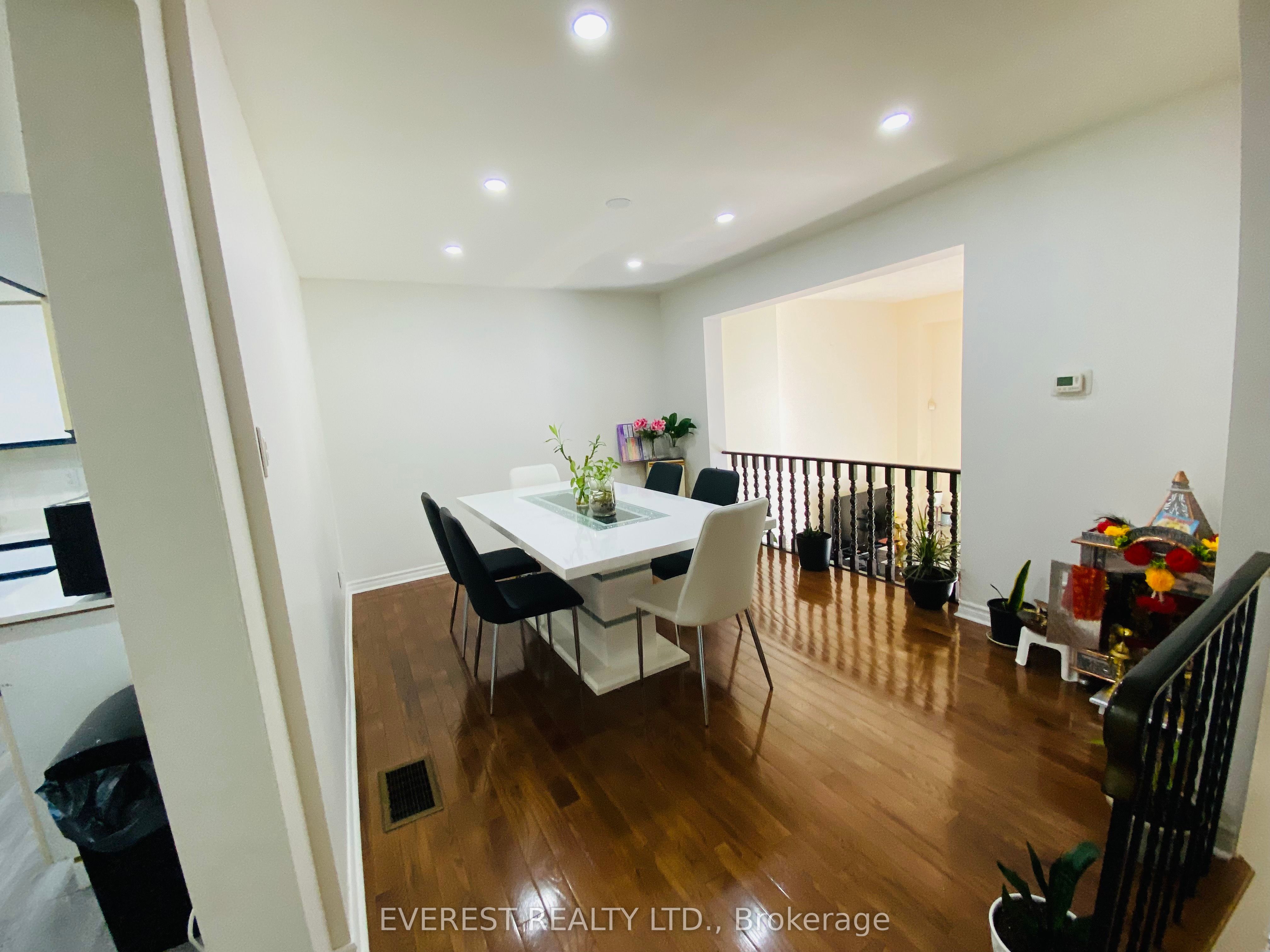 4020 Brandon Gate Drive, #10