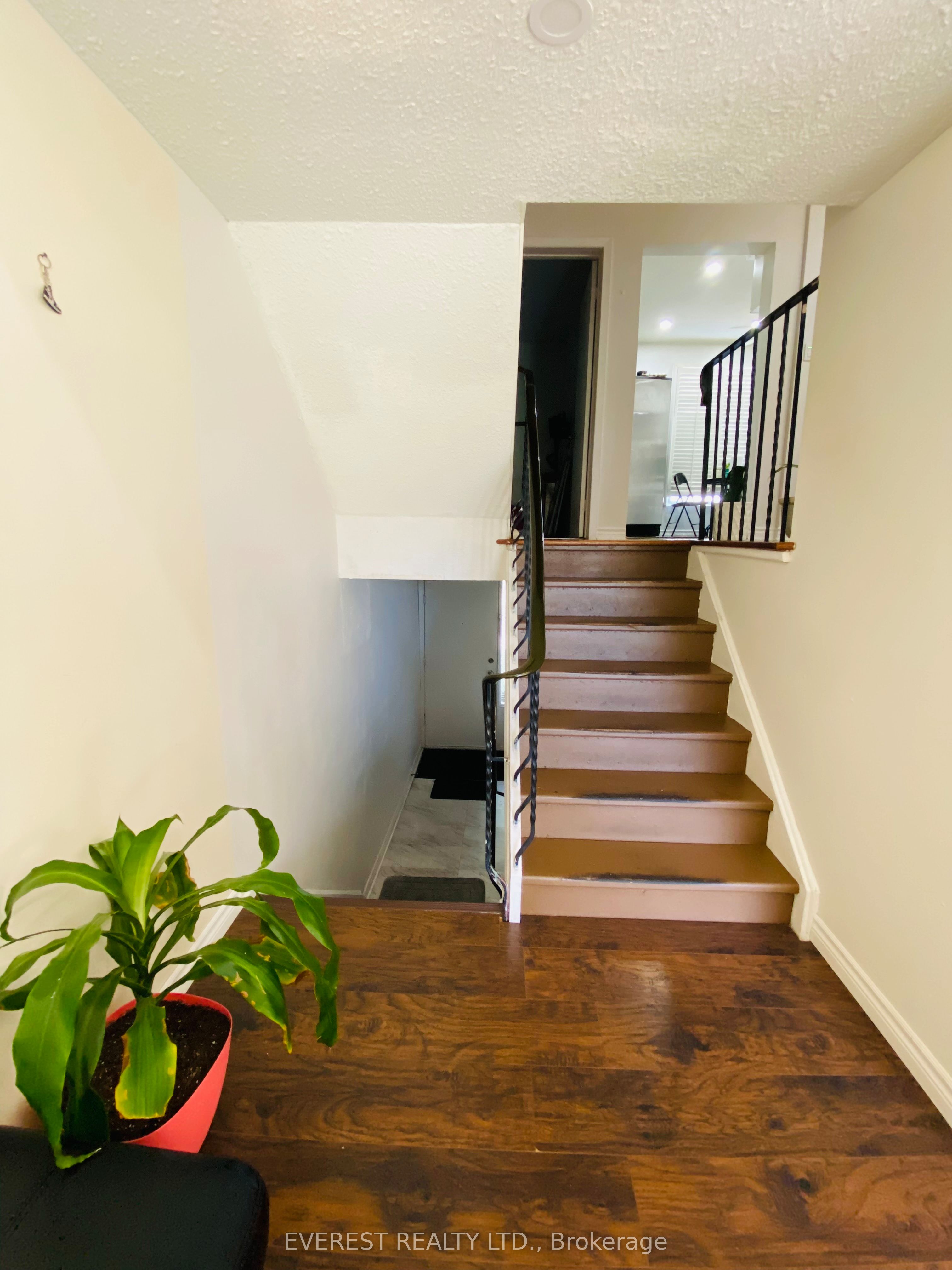 4020 Brandon Gate Drive, #10