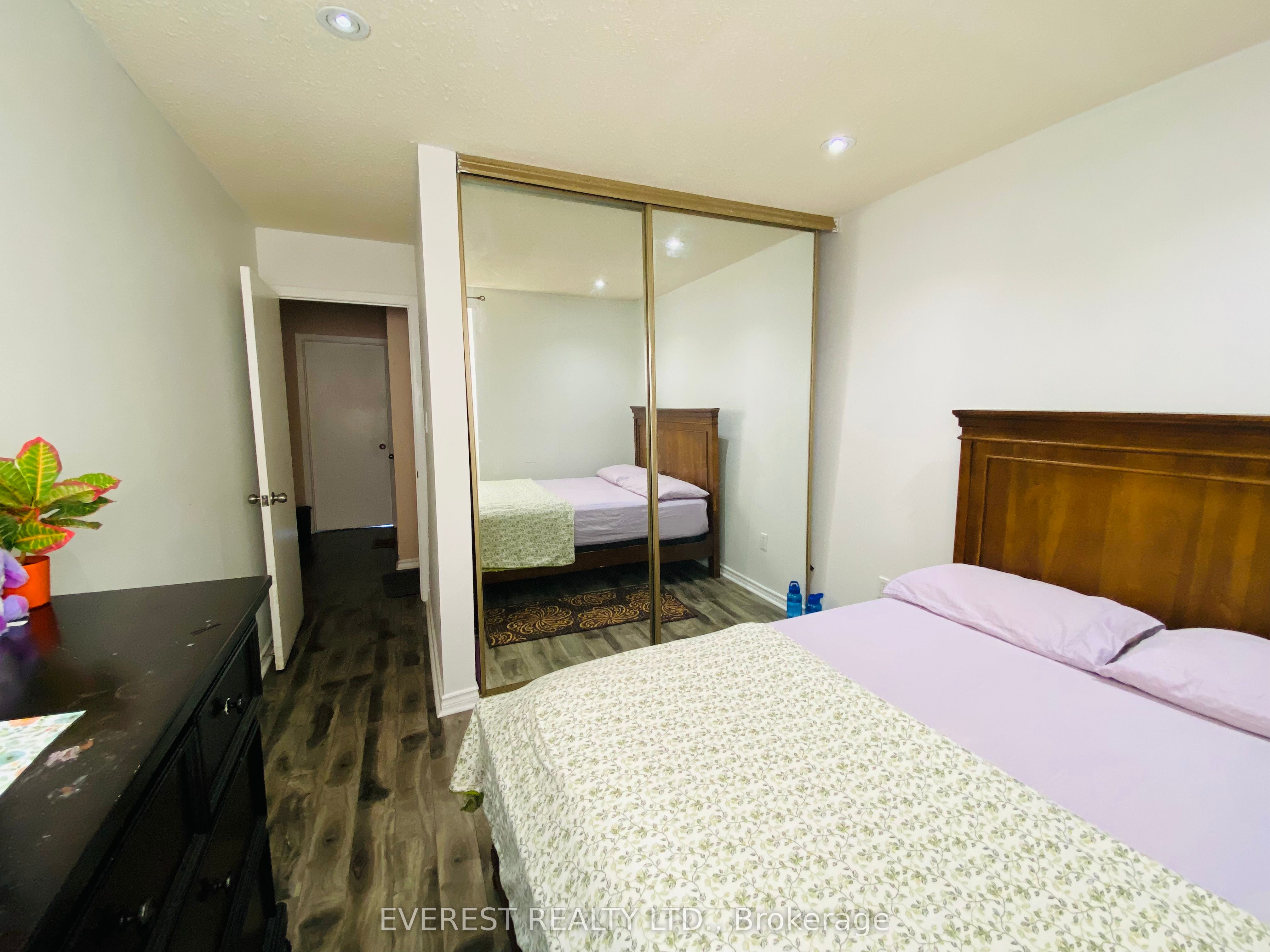 4020 Brandon Gate Drive, #10