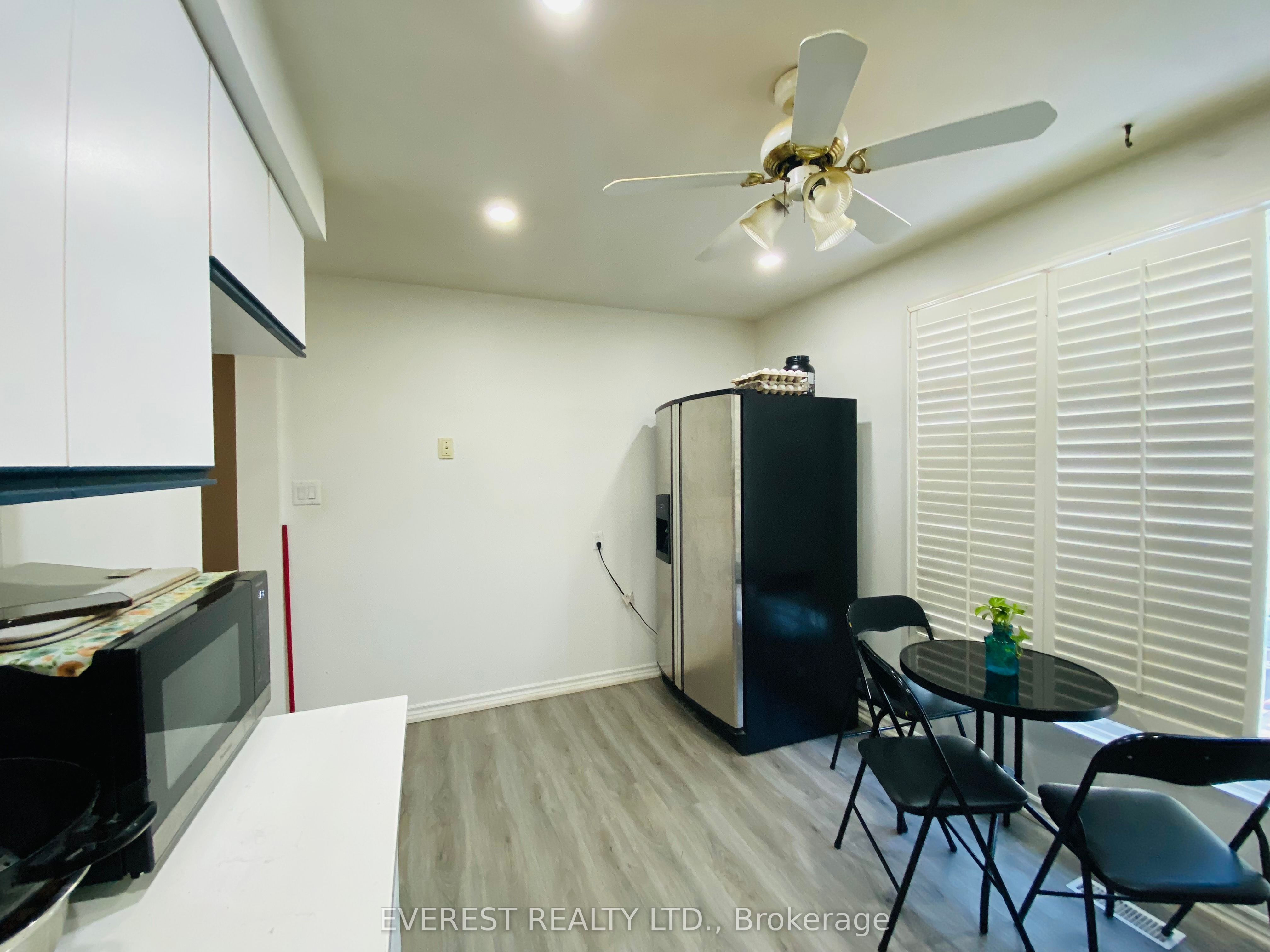 4020 Brandon Gate Drive, #10