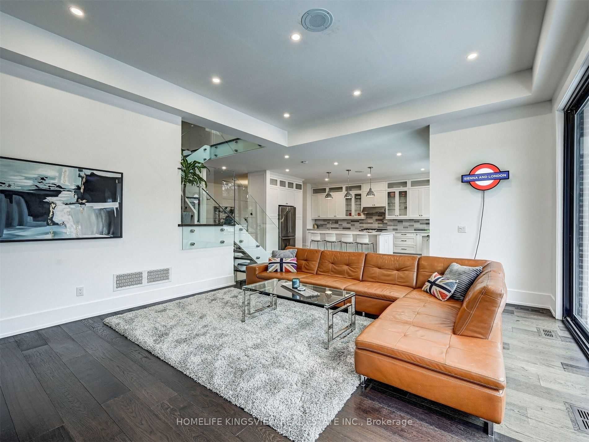 57 Ambleside Avenue