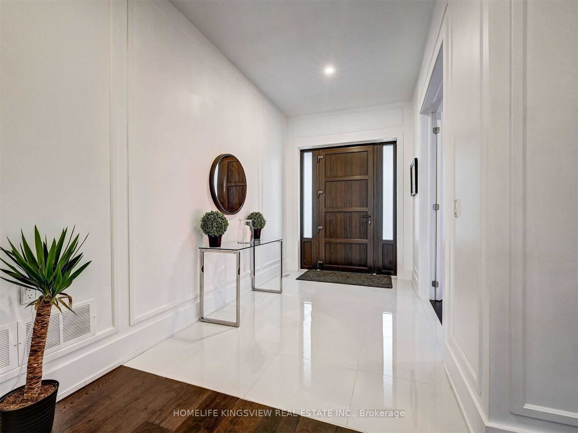 57 Ambleside Avenue