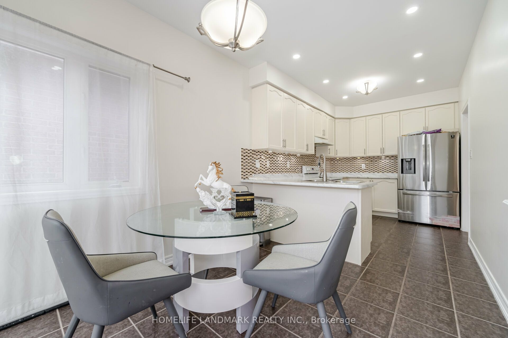 40 Balin Crescent