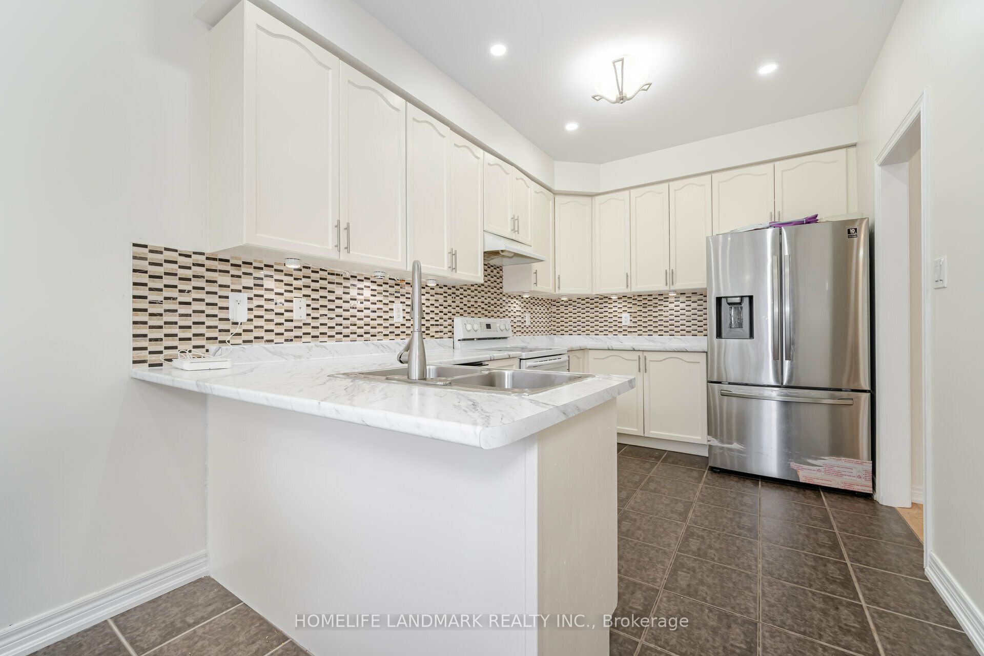 40 Balin Crescent