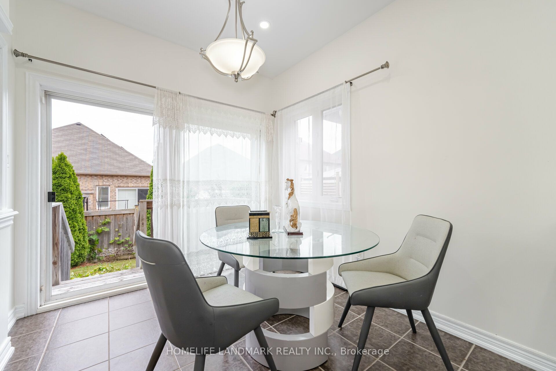 40 Balin Crescent