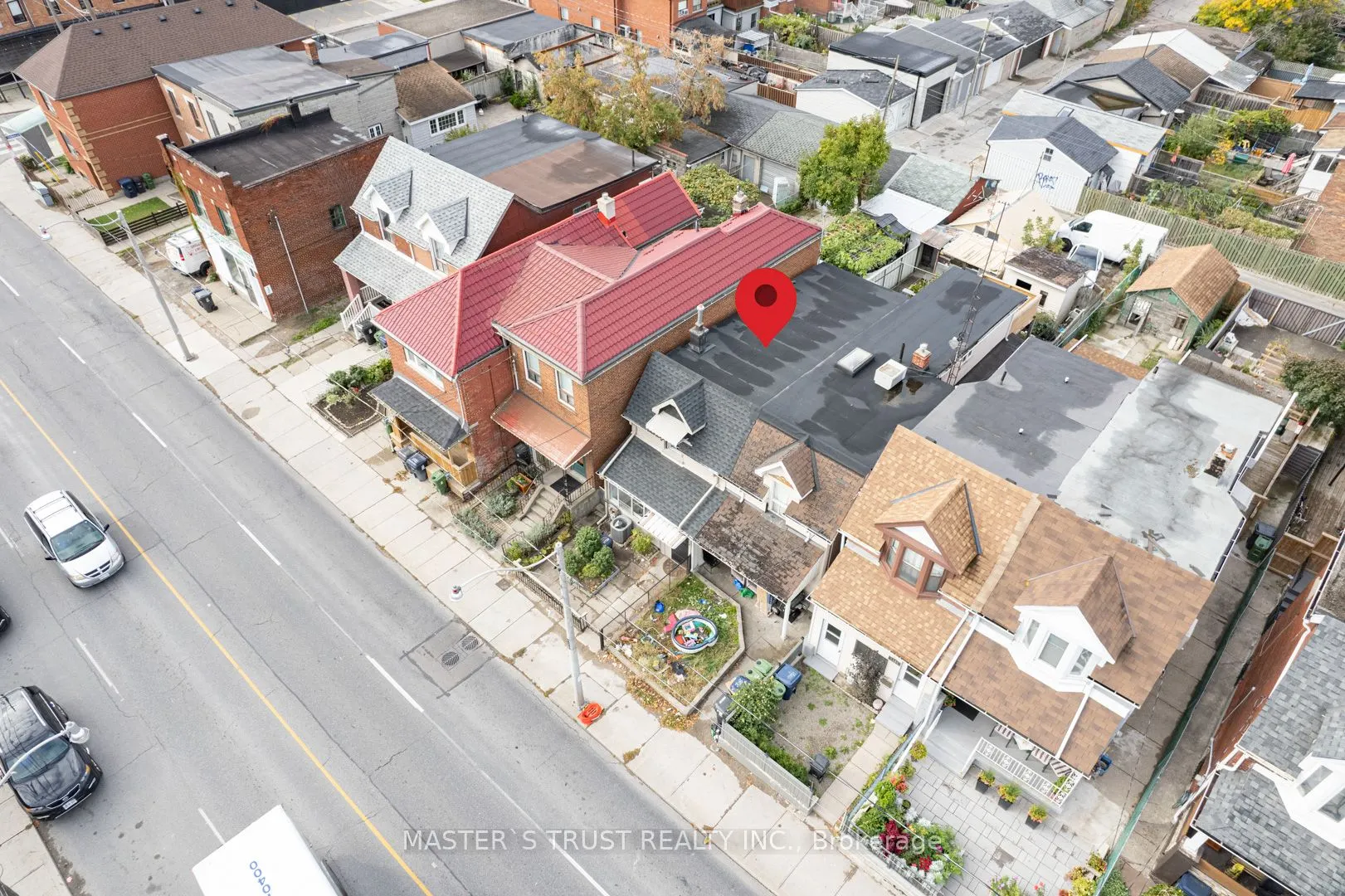 1454 Dufferin Street