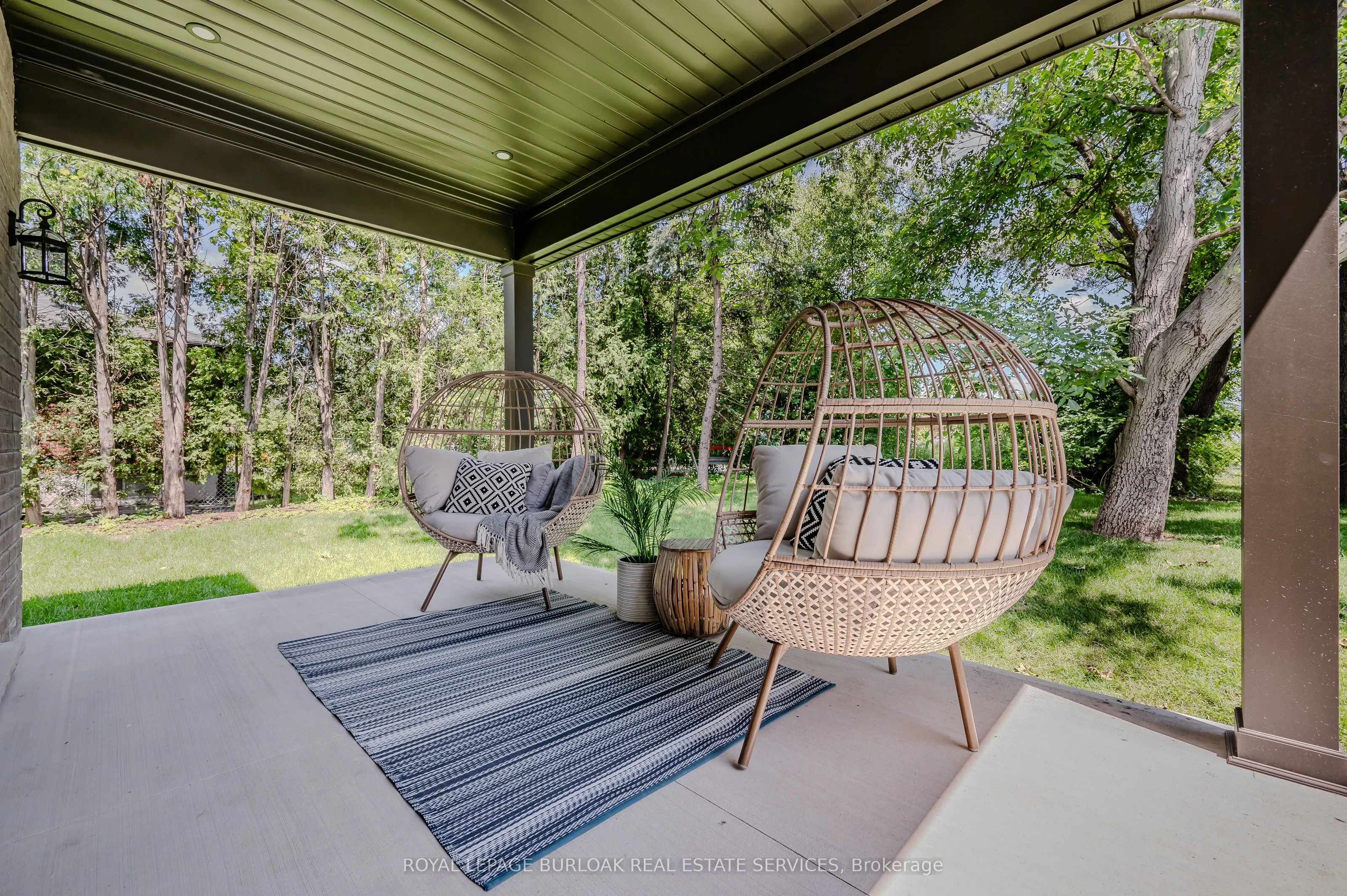 2423 Raymore Drive