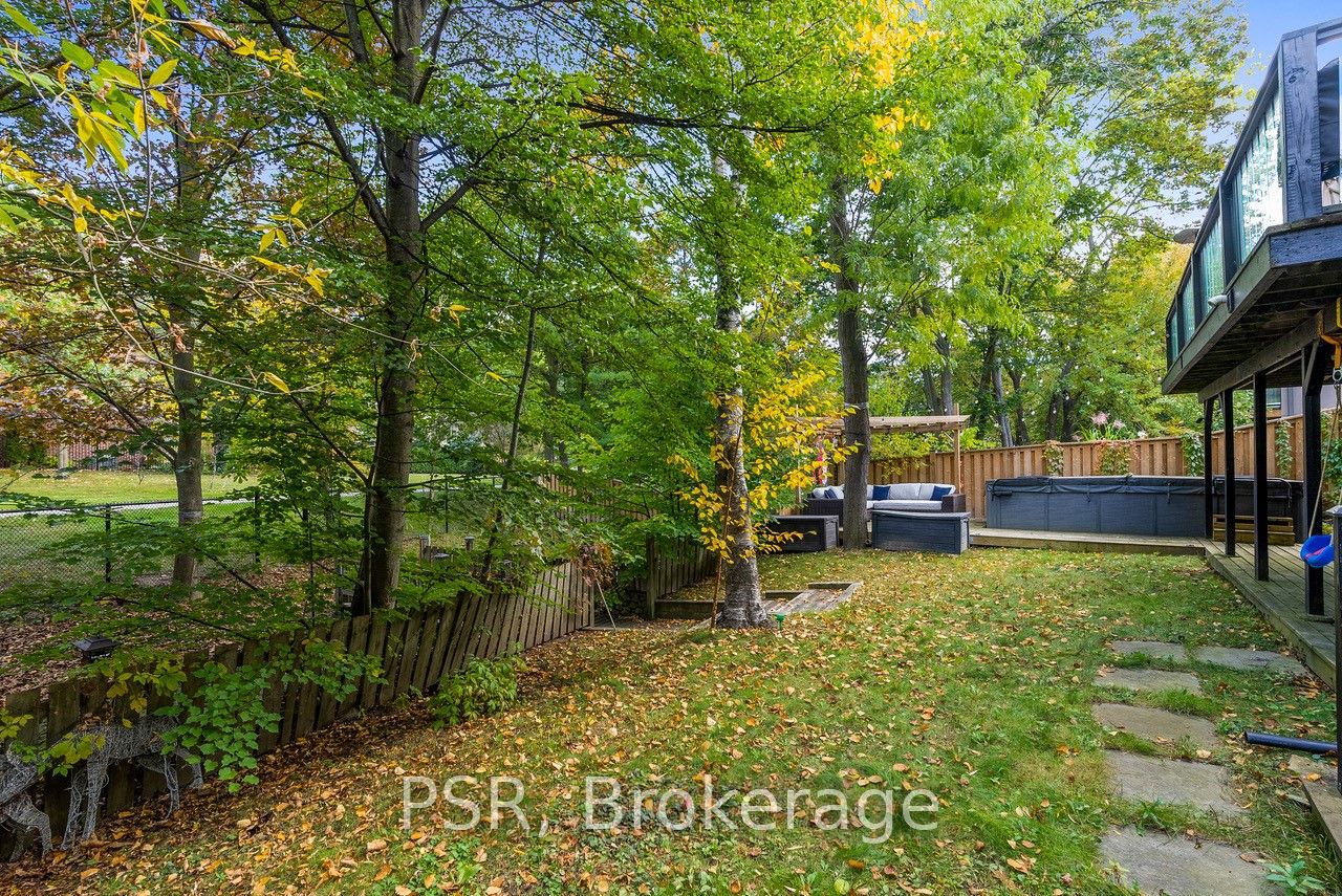 1605 Calverton Court