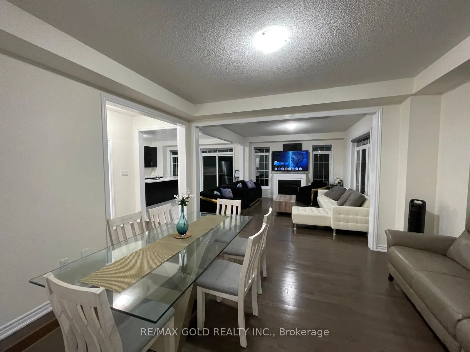 537 Veterans Drive