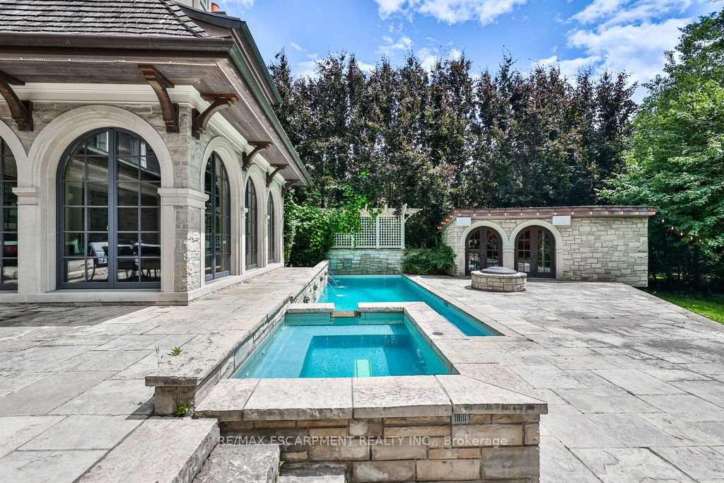 1476 Carmen Drive