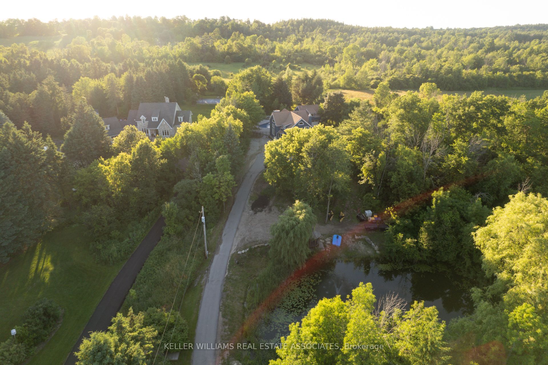 11515 22 Side Road