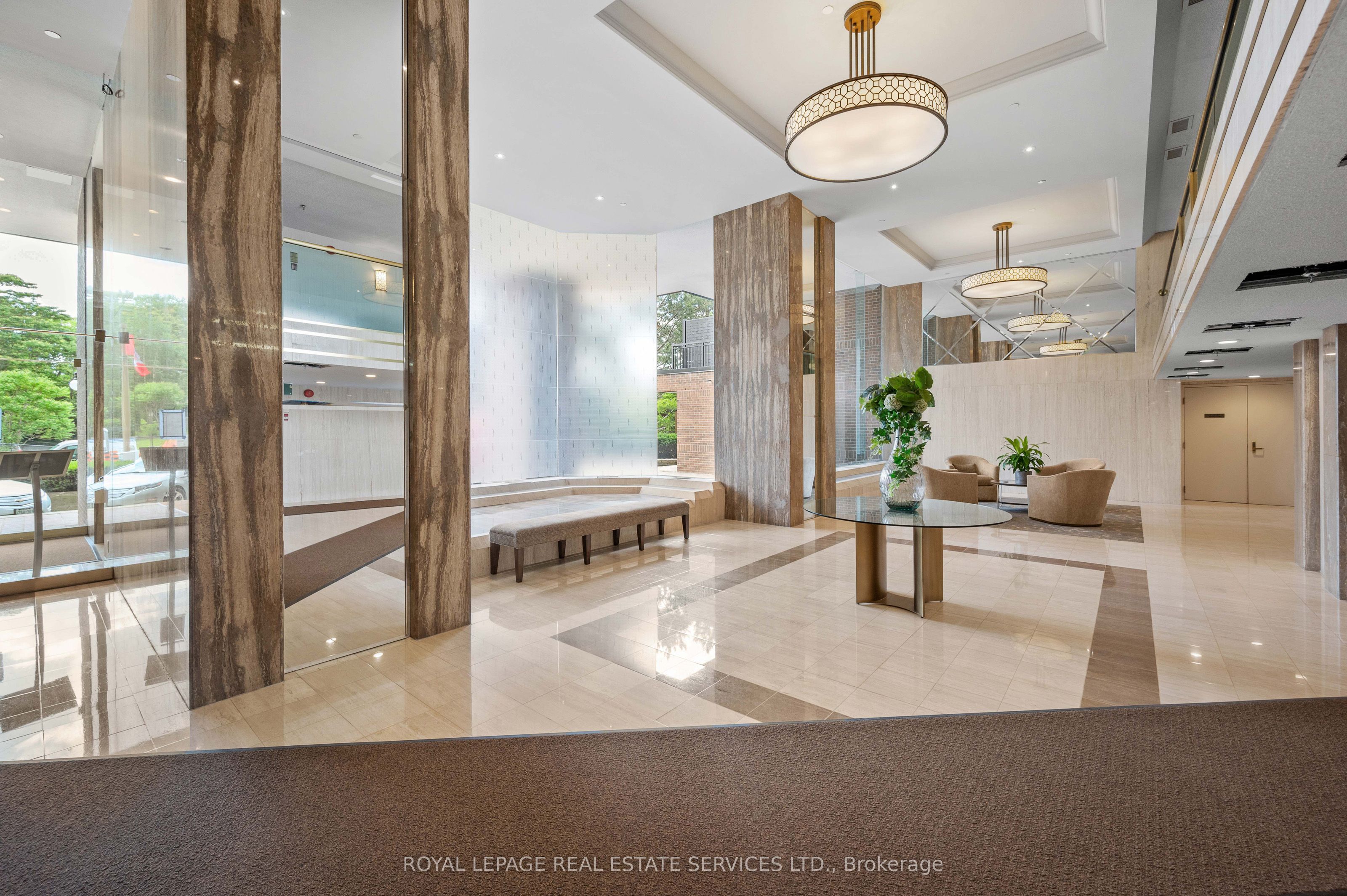 100 Lakeshore Road E, #1104