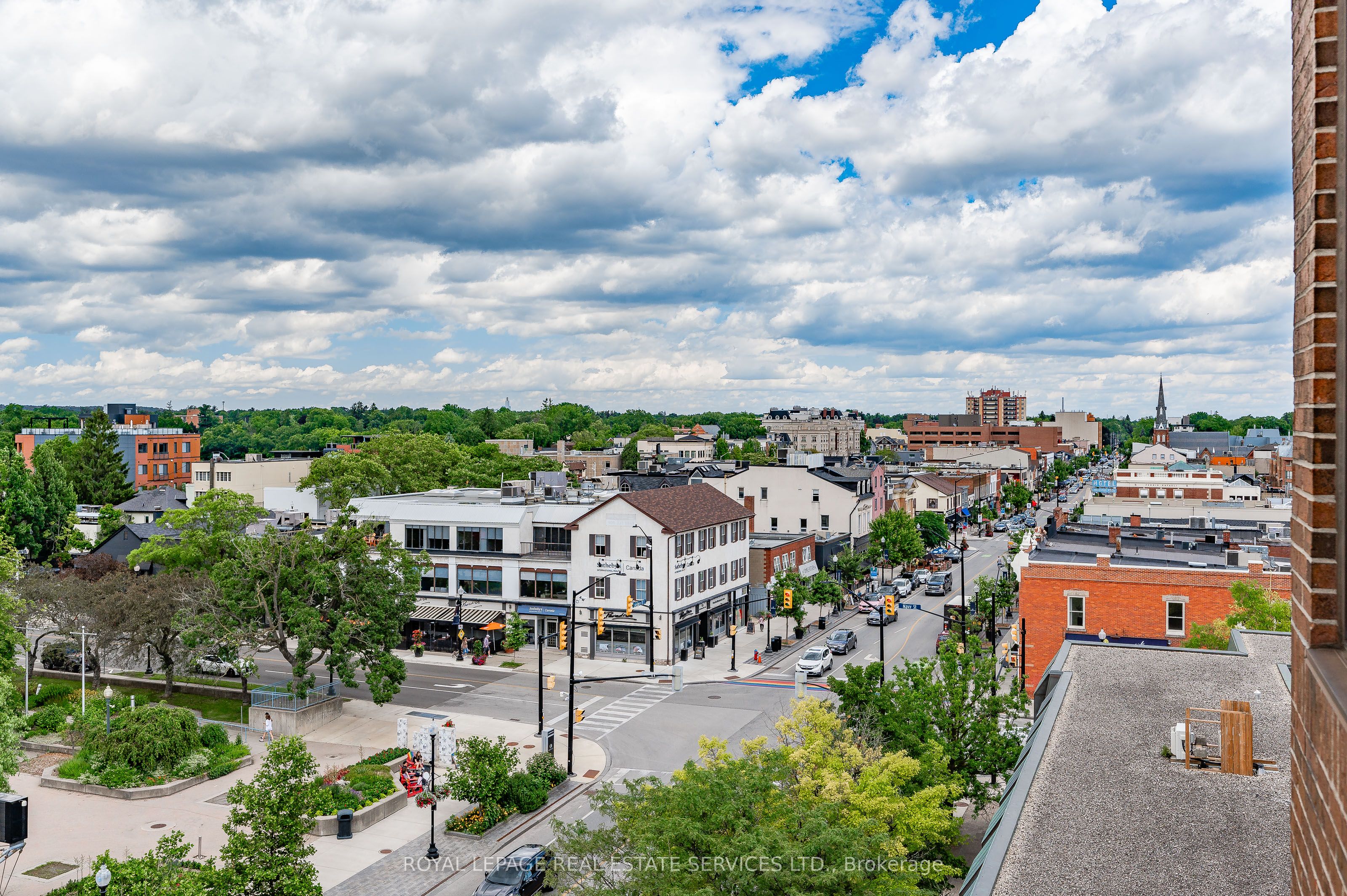 100 Lakeshore Road E, #1104