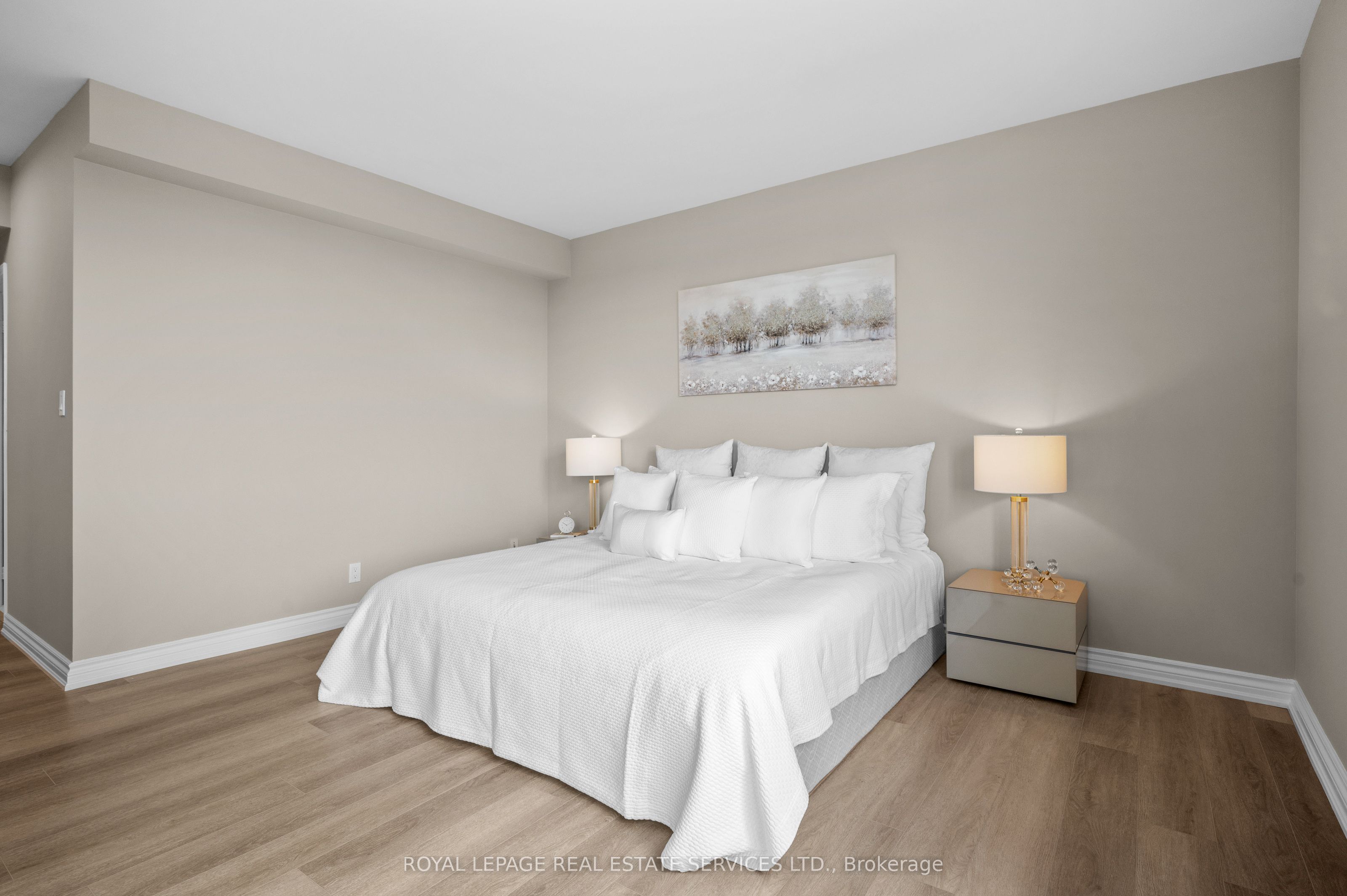 100 Lakeshore Road E, #1104