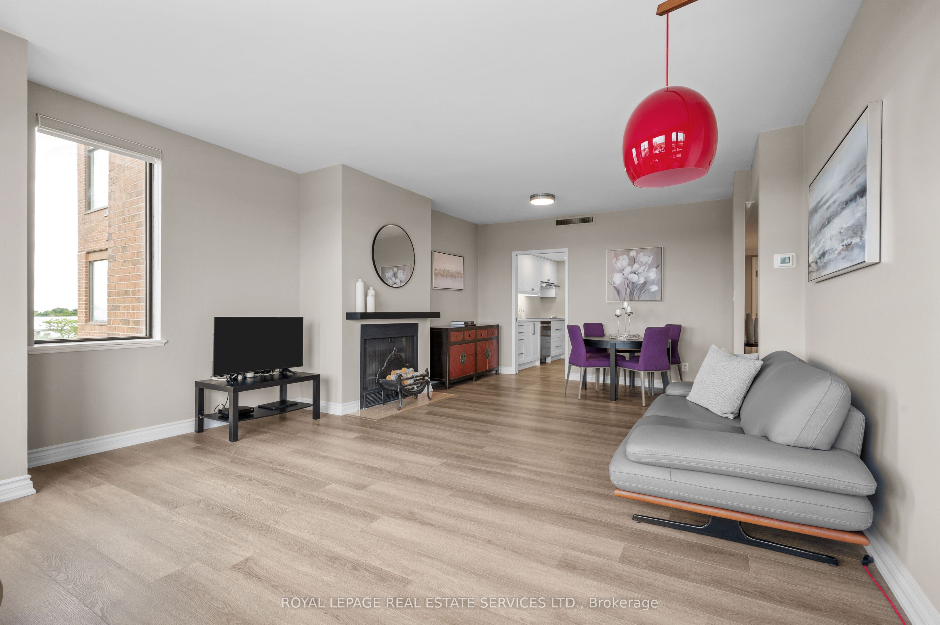 100 Lakeshore Road E, #1104