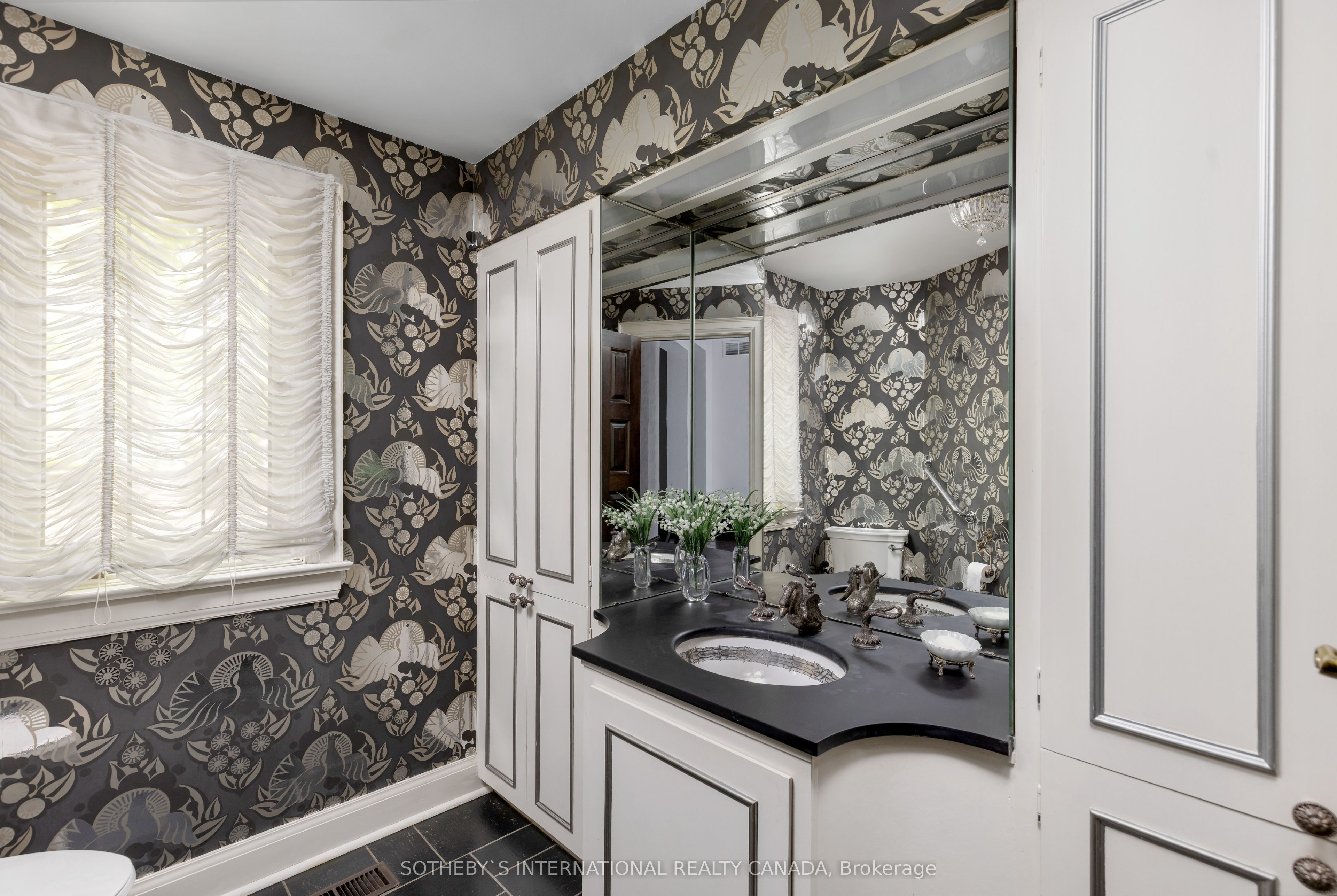 38 Edenbrook Hill
