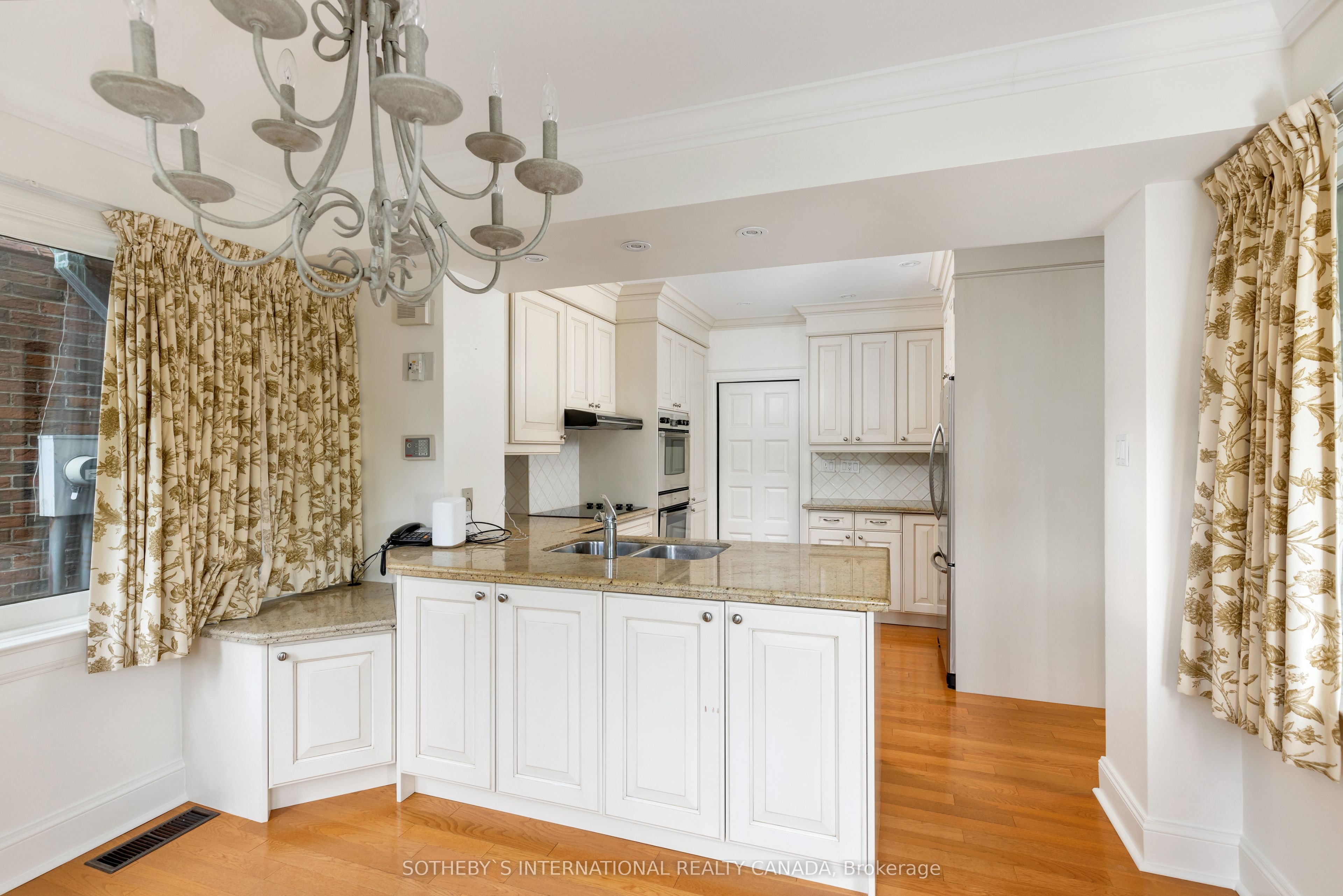 38 Edenbrook Hill