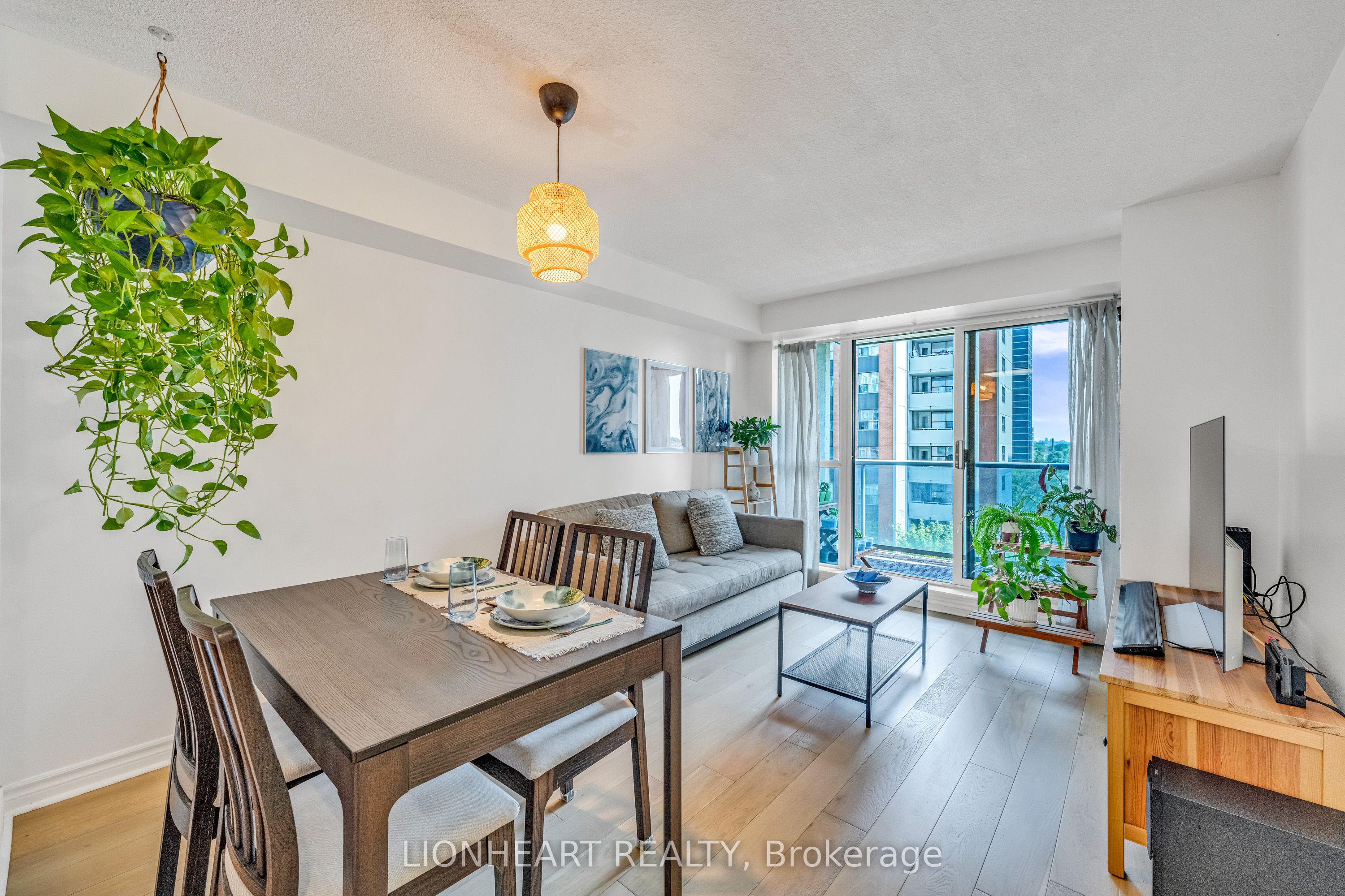 5 Michael Power Place #709