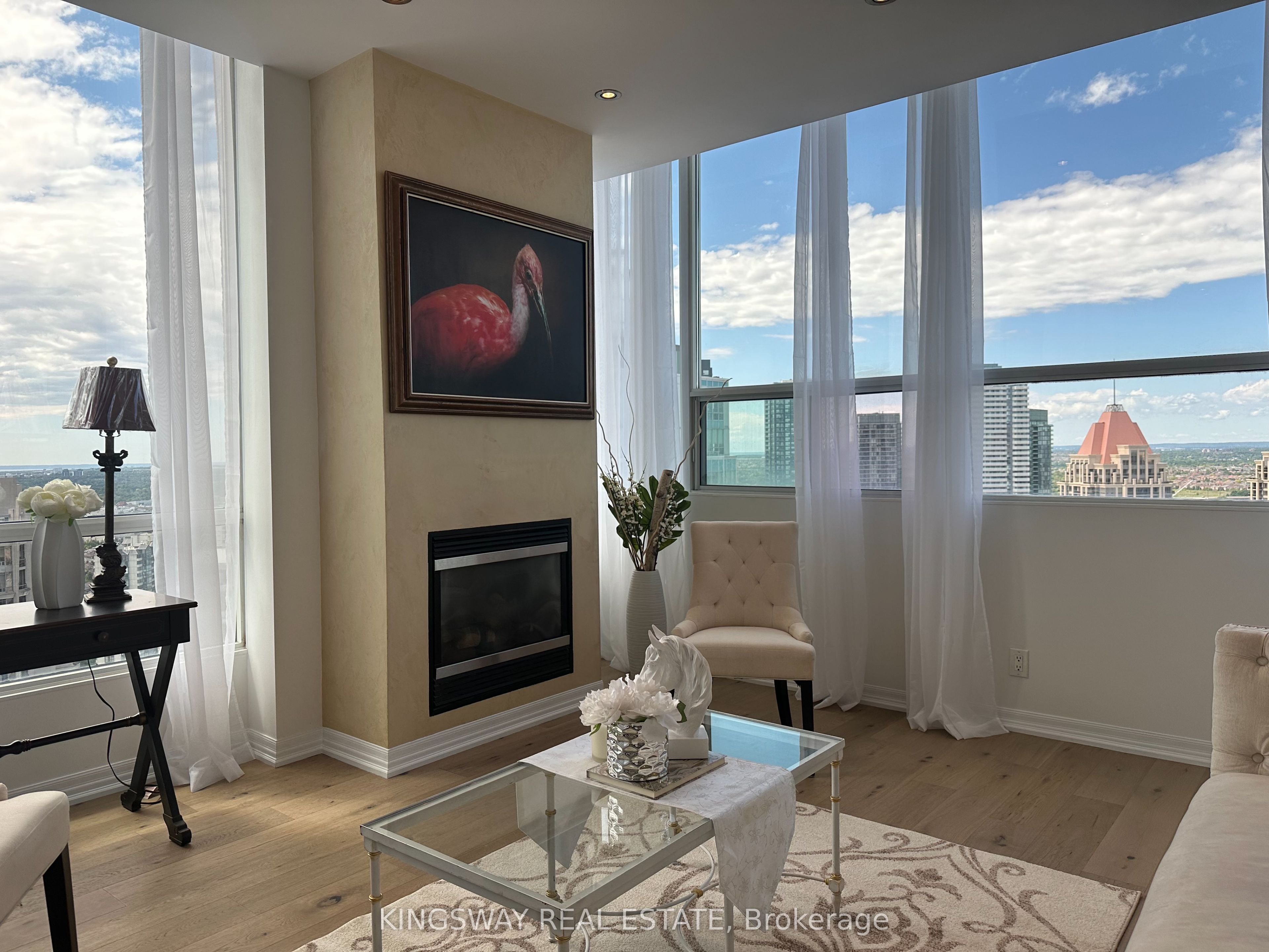 220 Burnhamthorpe Road W #3404