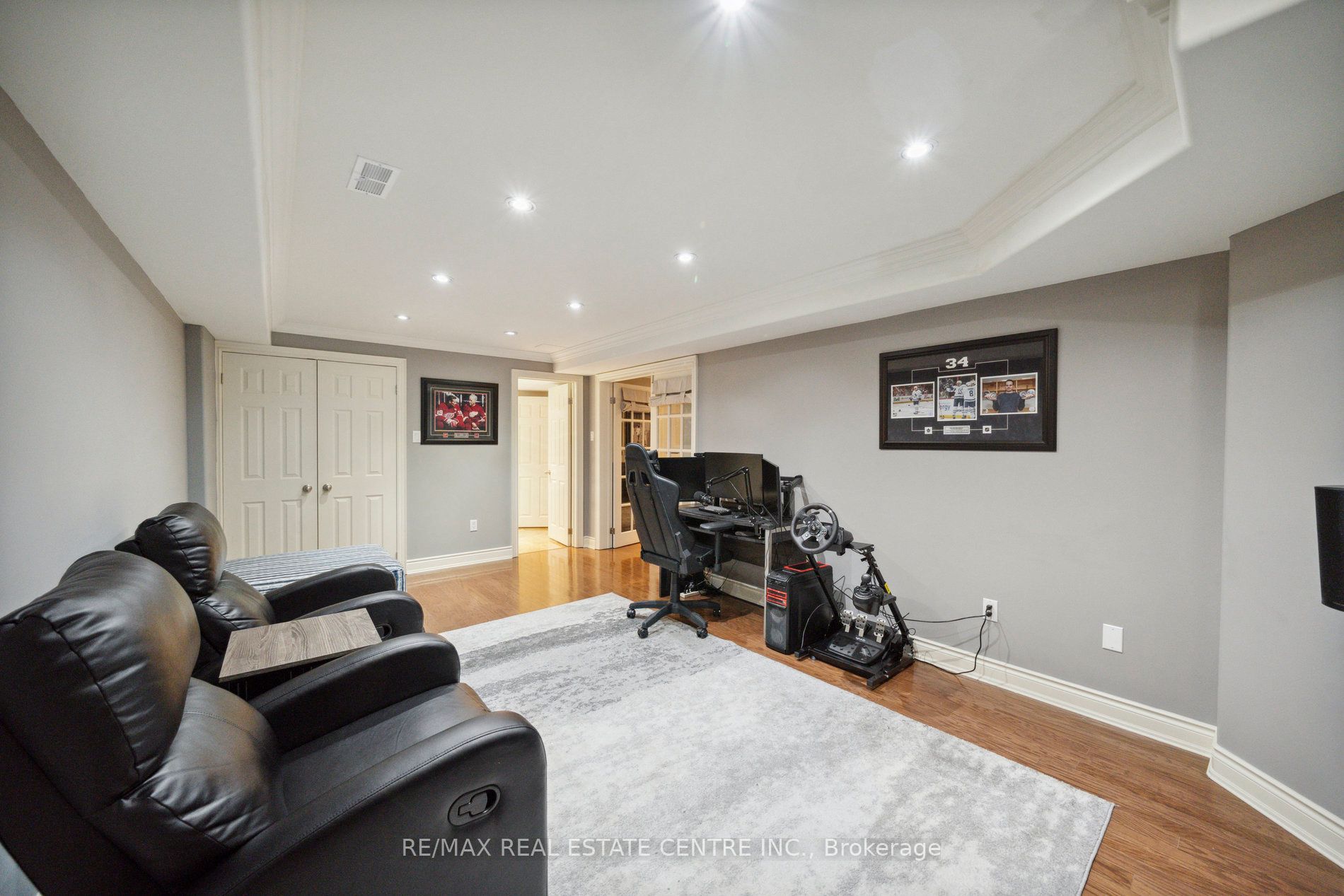 50 Arborglen Drive