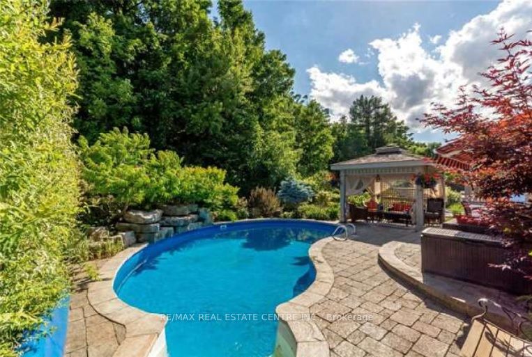 50 Arborglen Drive