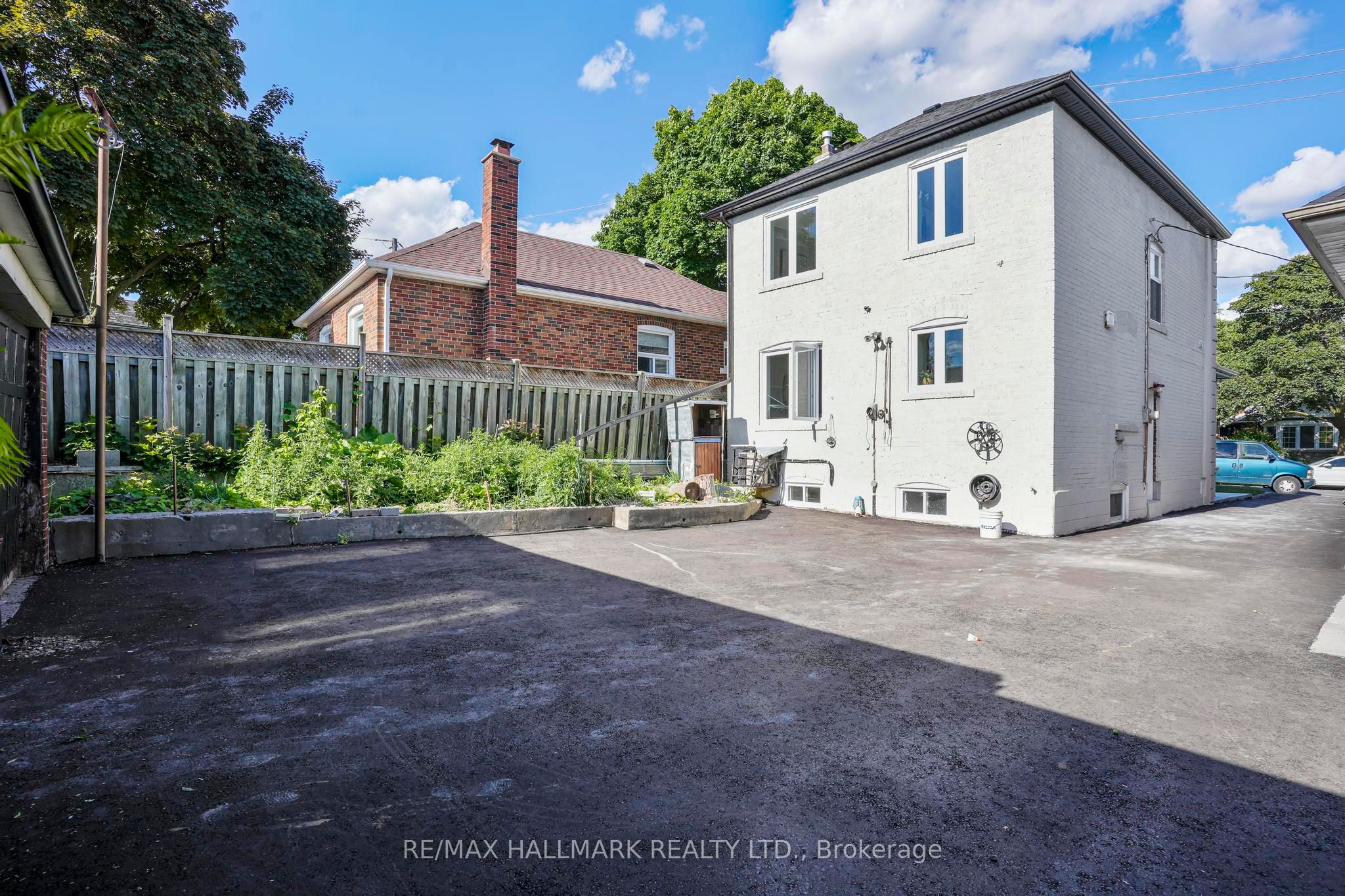 90A Bicknell Avenue