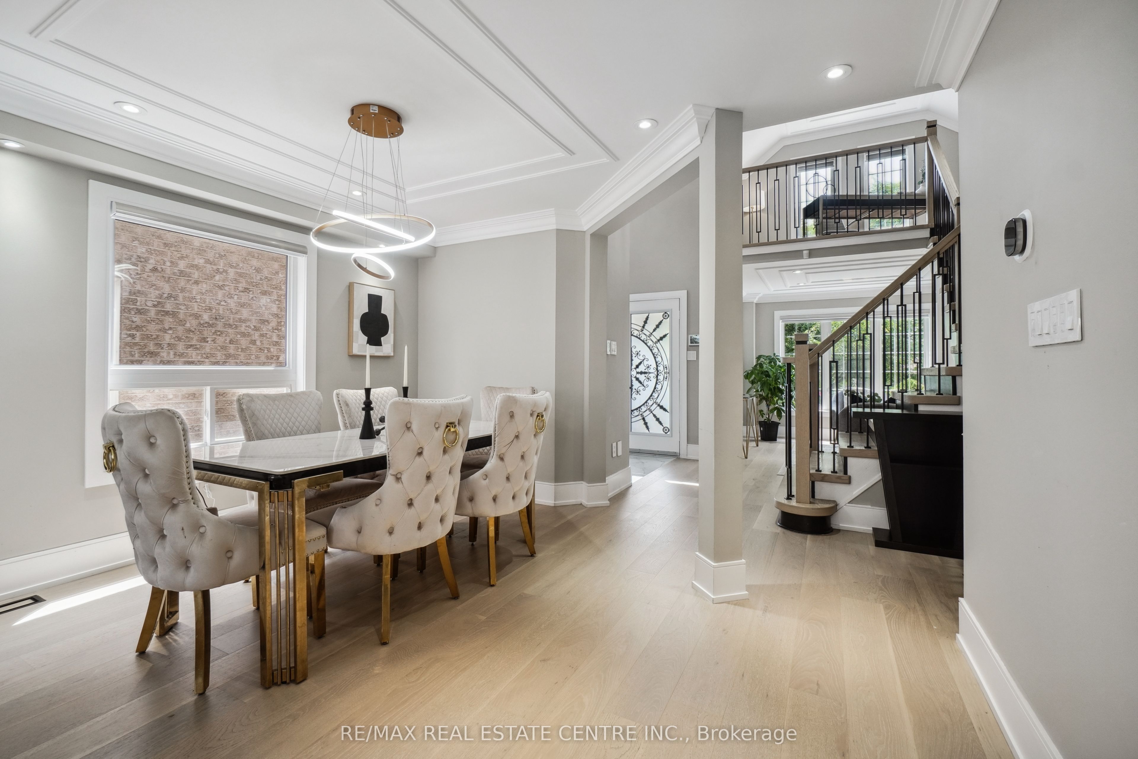 12 Ferncroft Place