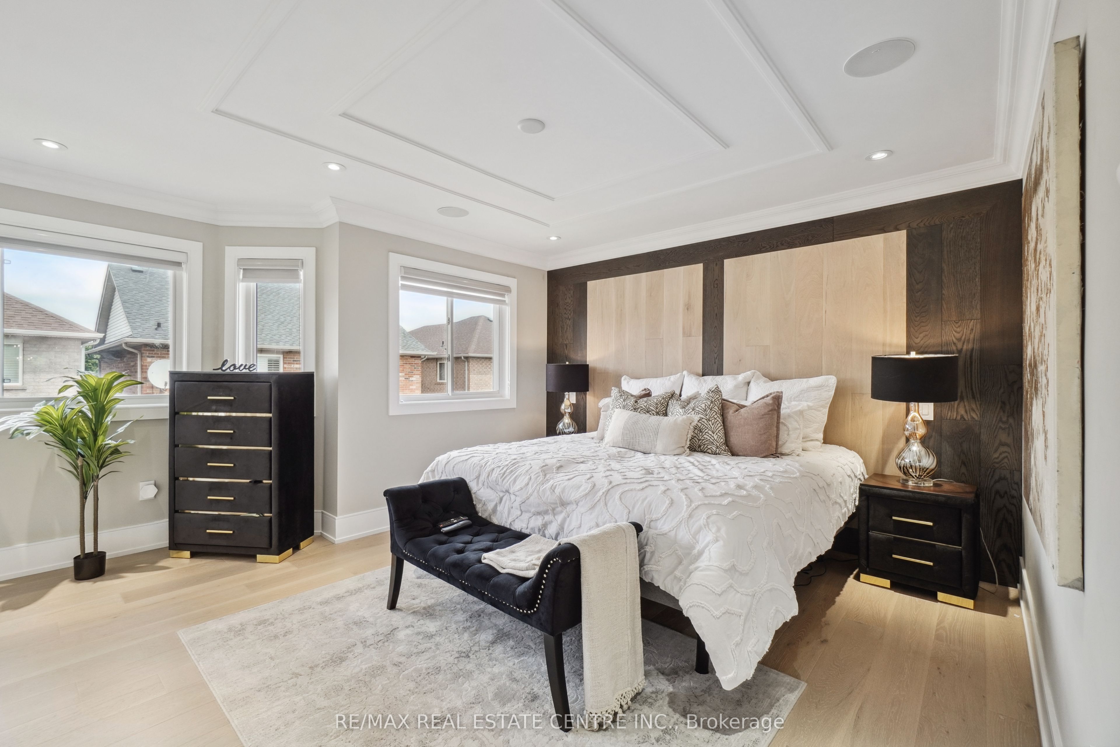 12 Ferncroft Place