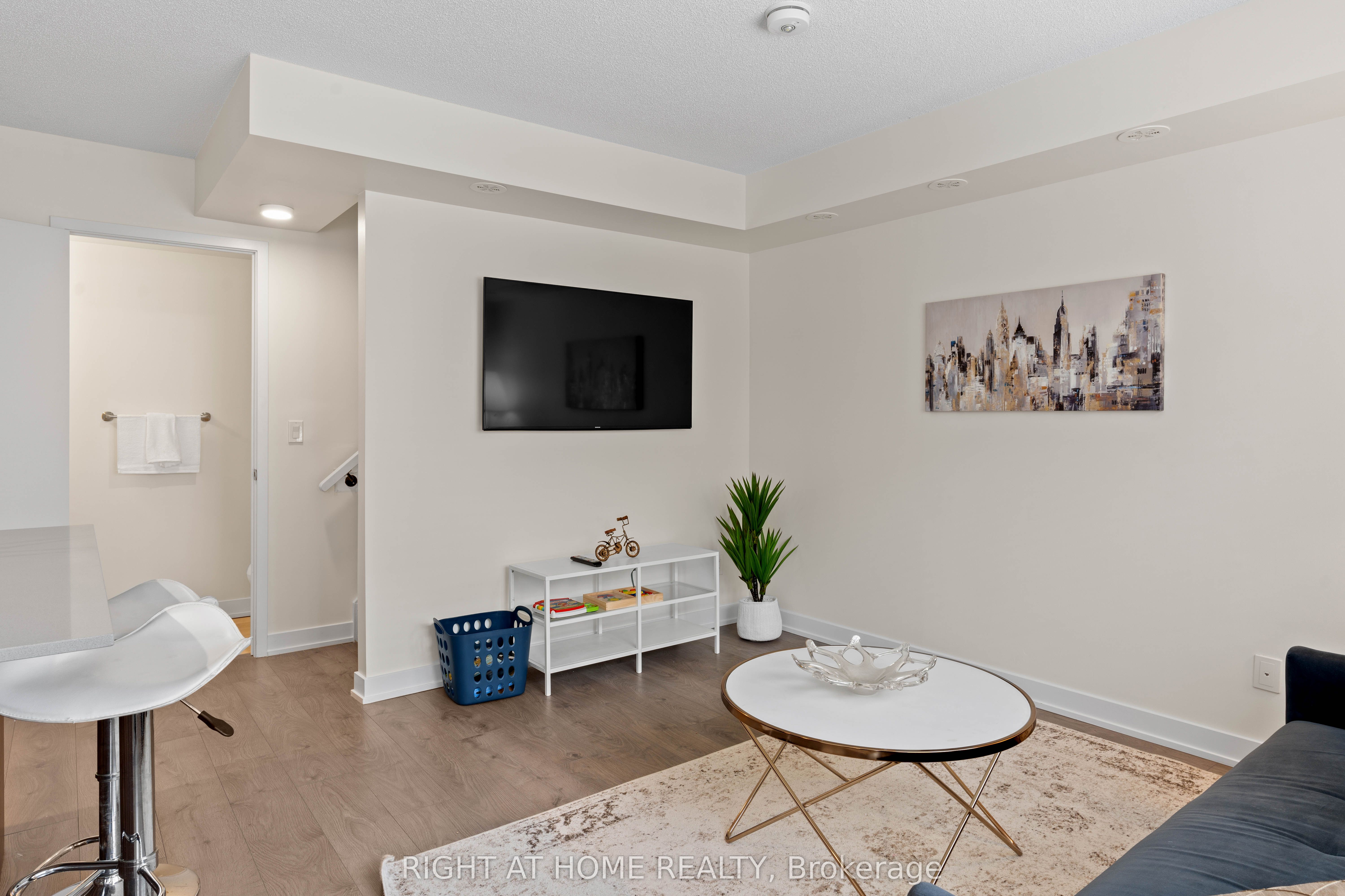 1127 Cooke Boulevard, #508