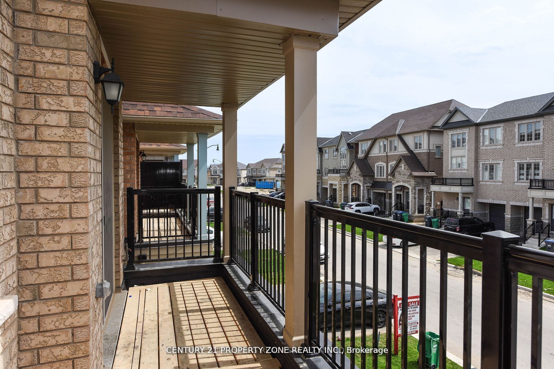 25 Hashmi Place