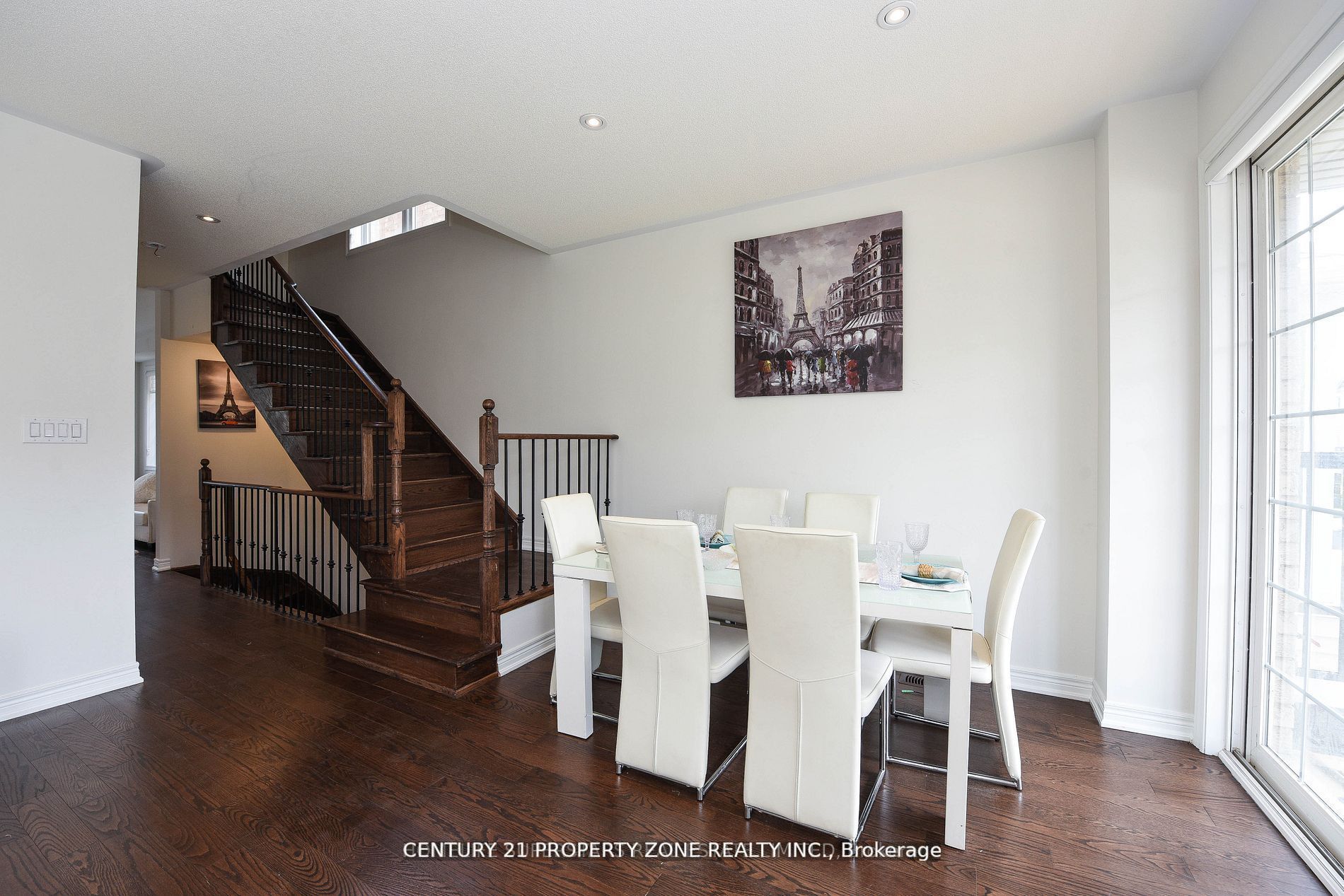25 Hashmi Place