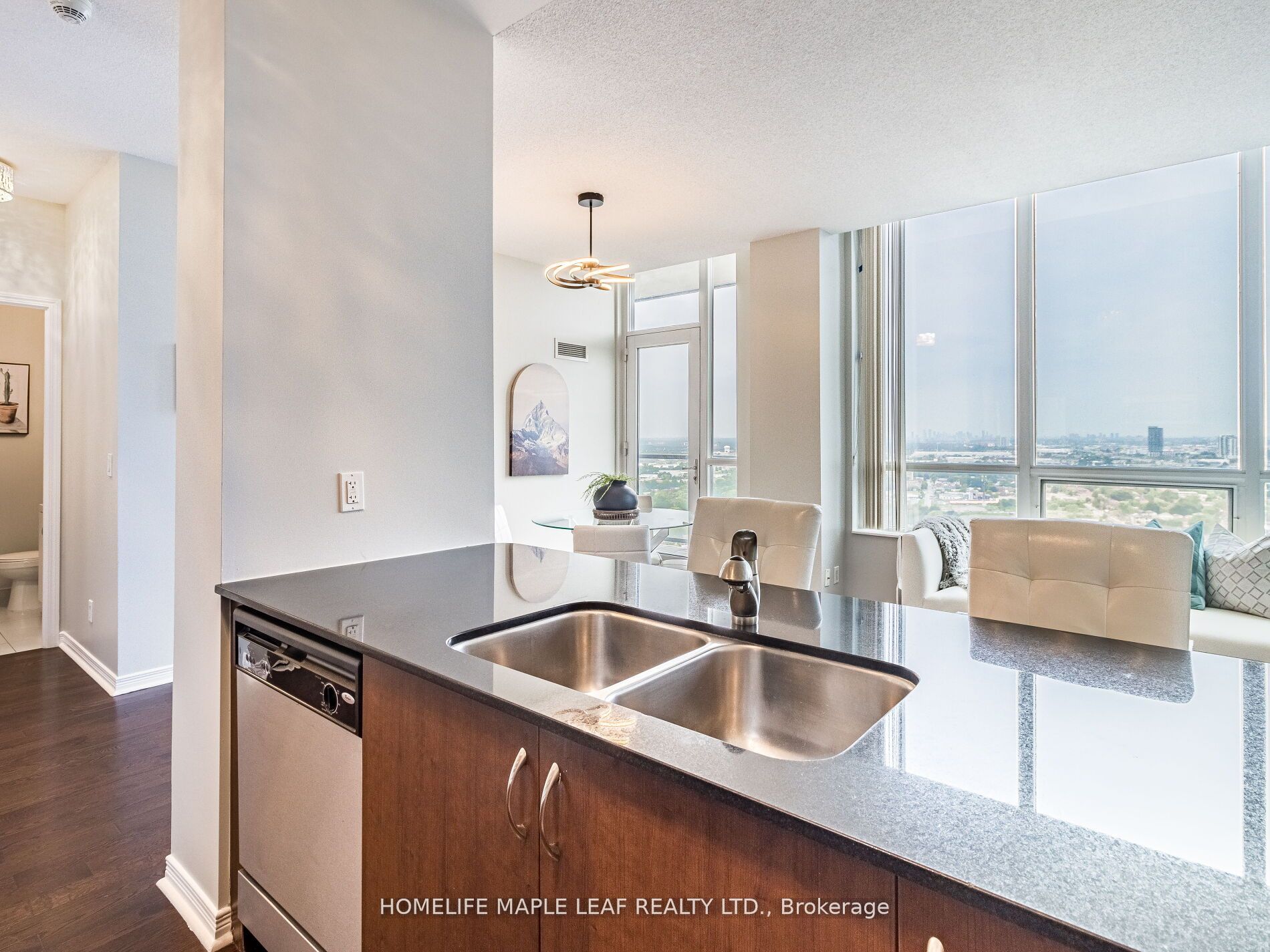 2240 Lakeshore Boulevard W, #LPH02