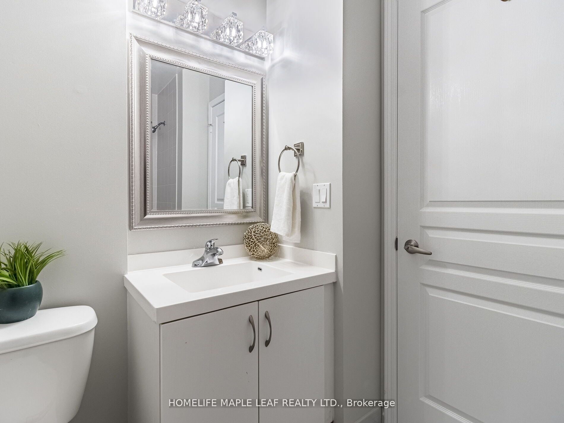 2240 Lakeshore Boulevard W, #LPH02