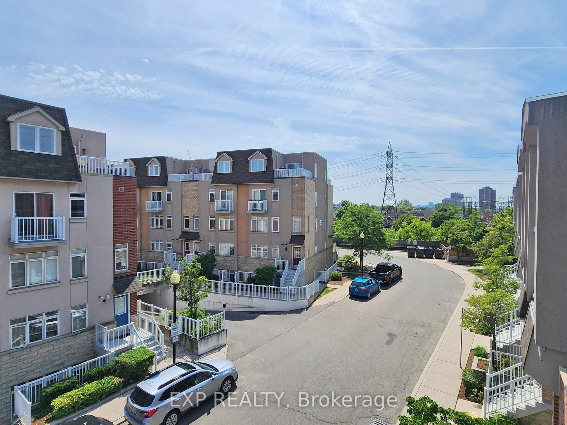65 Turntable Crescent, #102