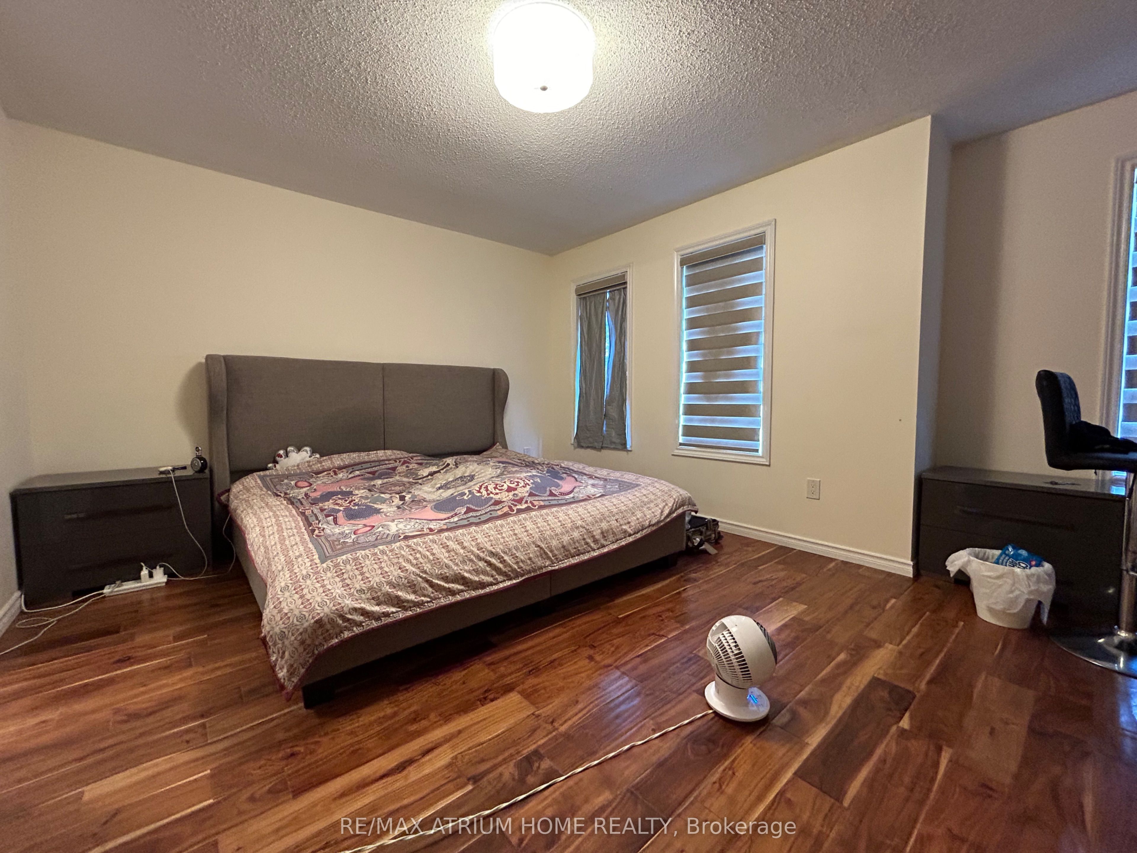 3077 Hawktail Crescent