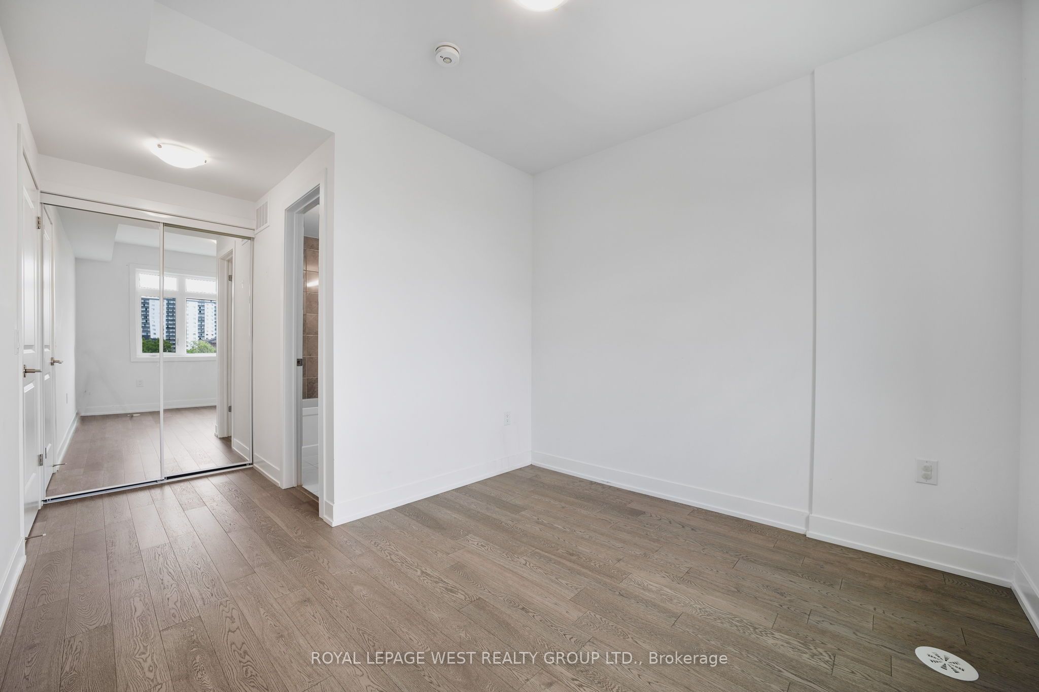1115 Douglas McCurdy Comm #208