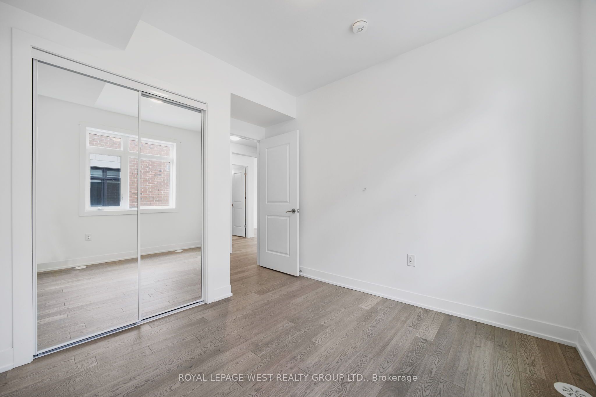 1115 Douglas McCurdy Comm #208