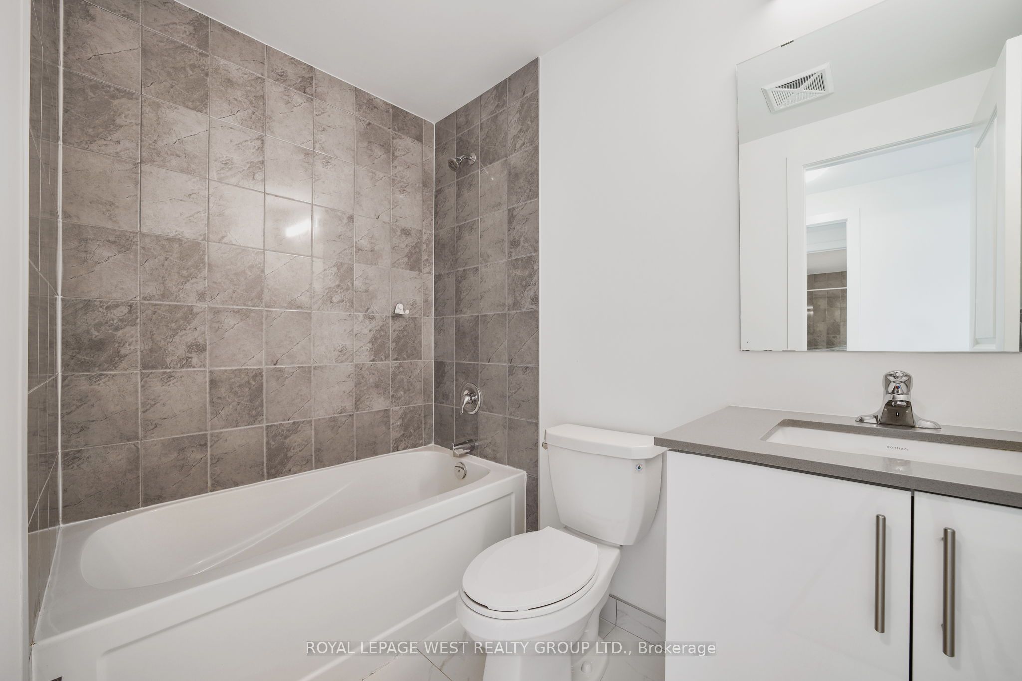 1115 Douglas McCurdy Comm #208