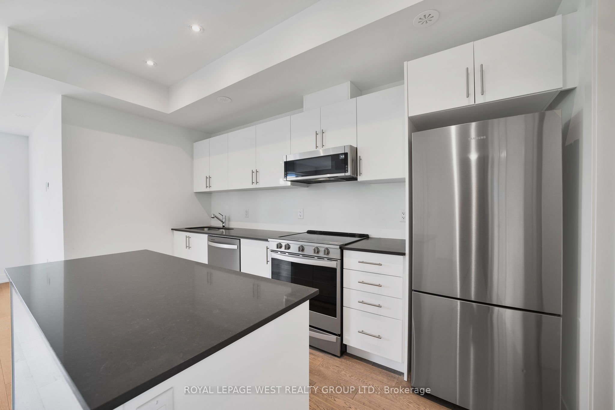 1115 Douglas McCurdy Comm #208