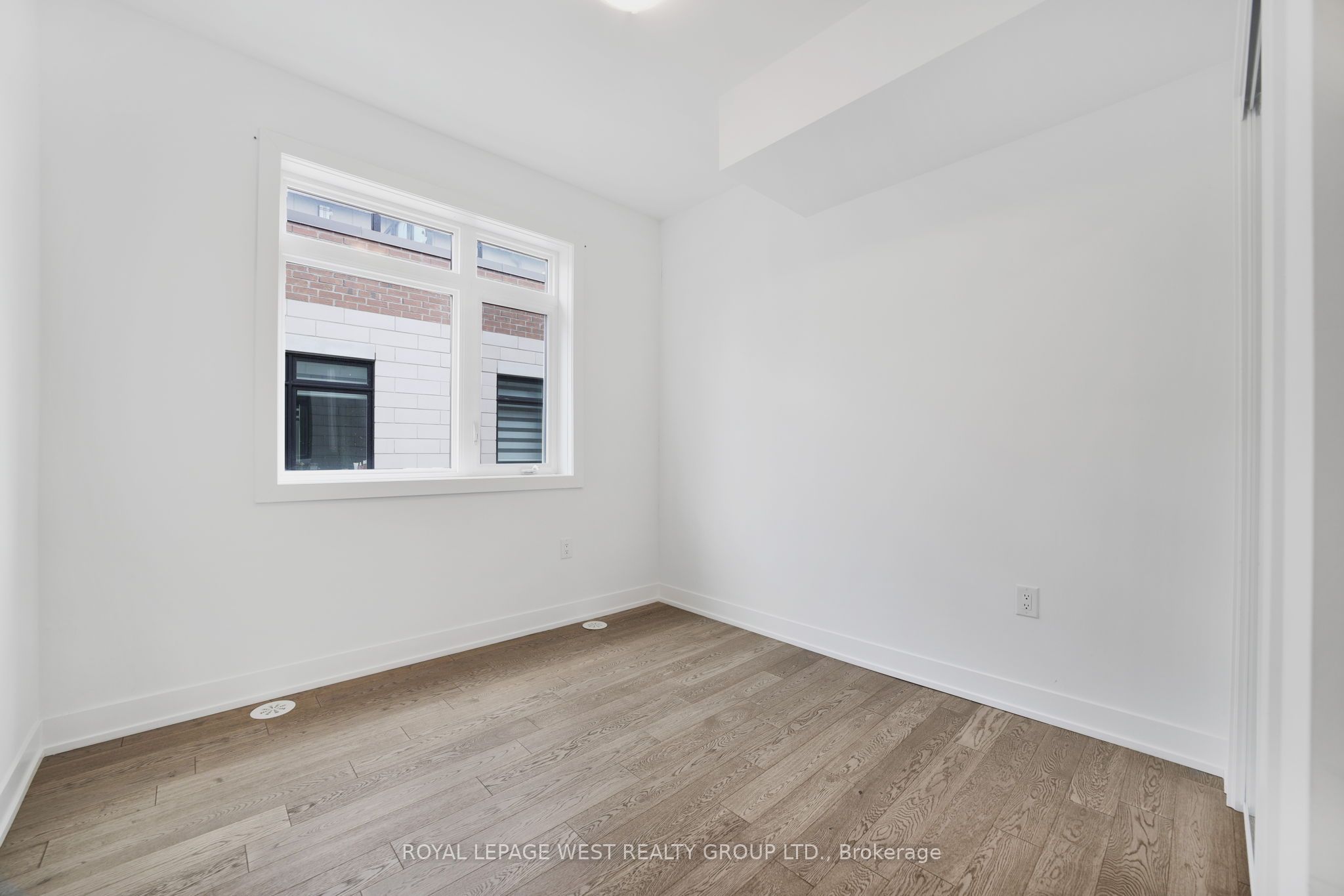 1115 Douglas McCurdy Comm #208