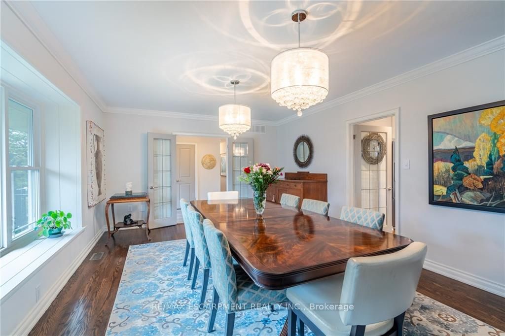 4306 Lakeshore Road