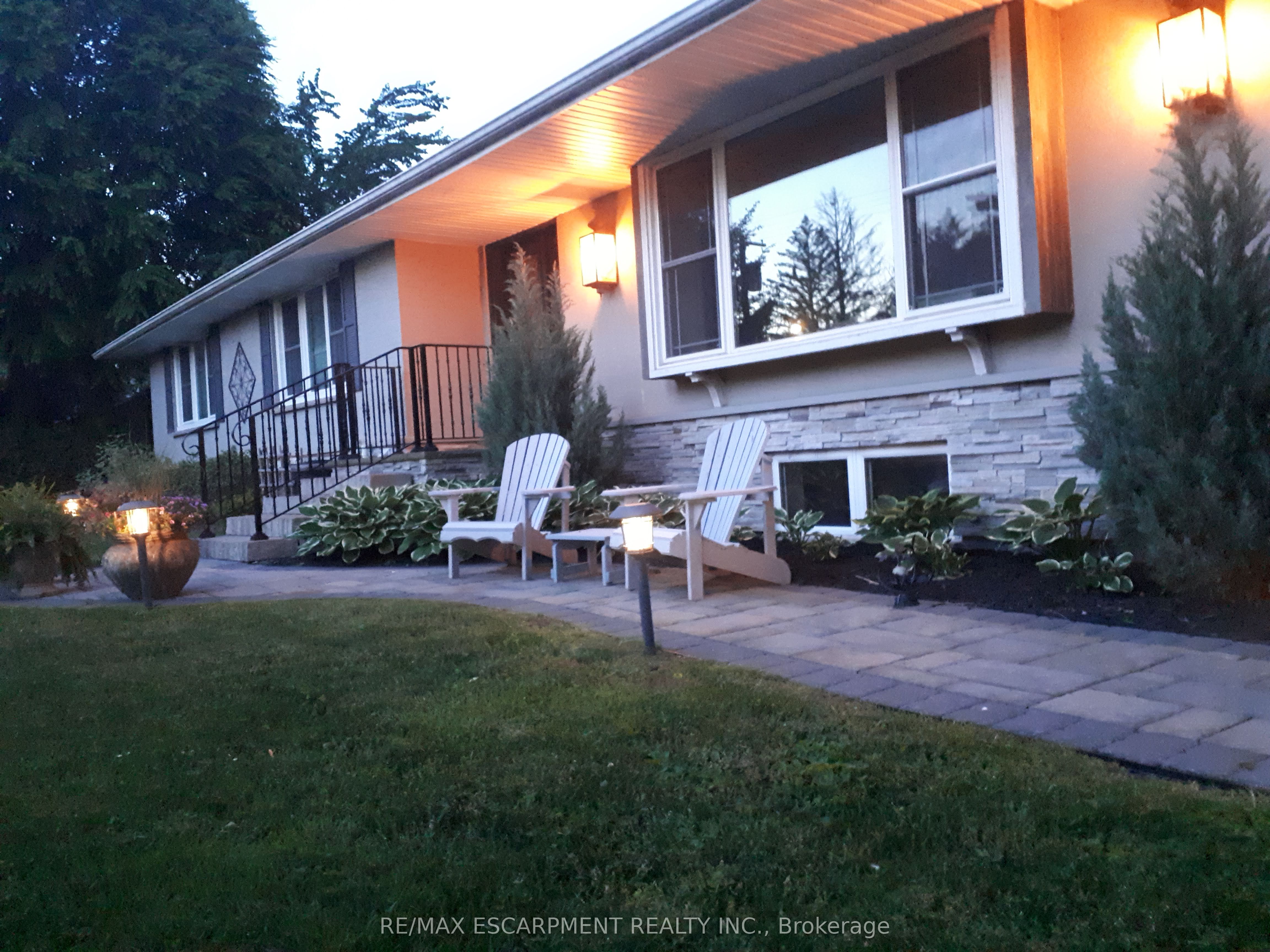 4306 Lakeshore Road