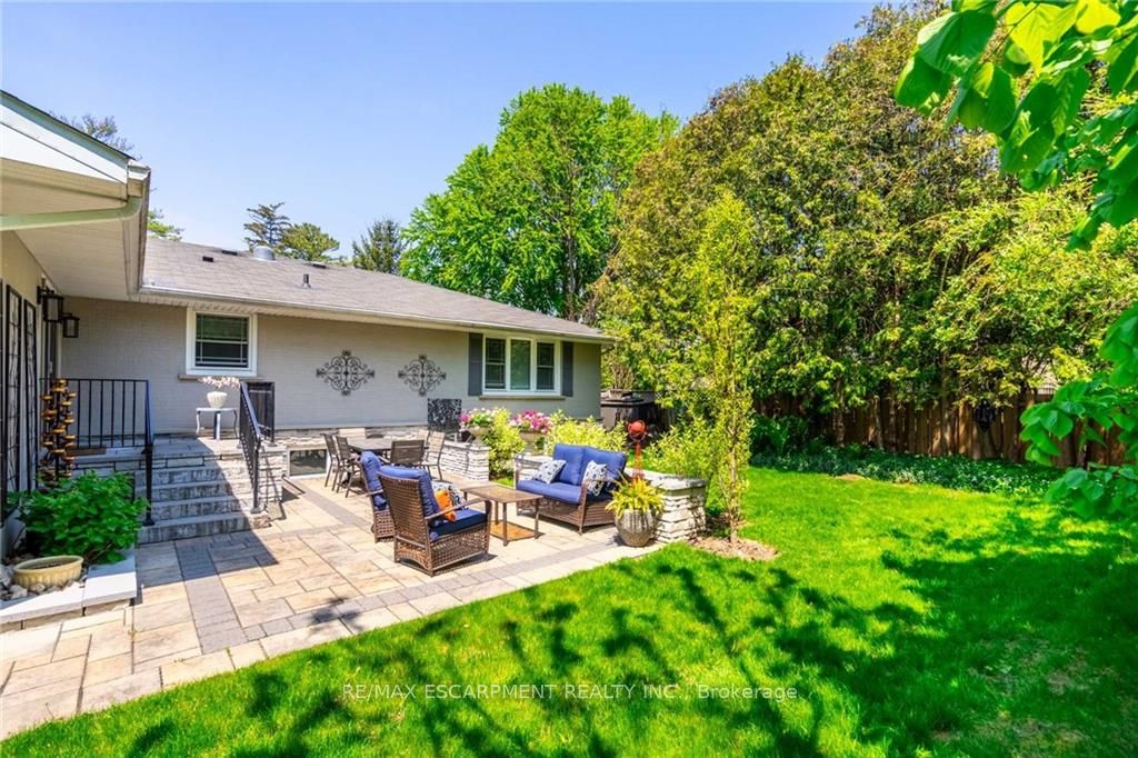 4306 Lakeshore Road