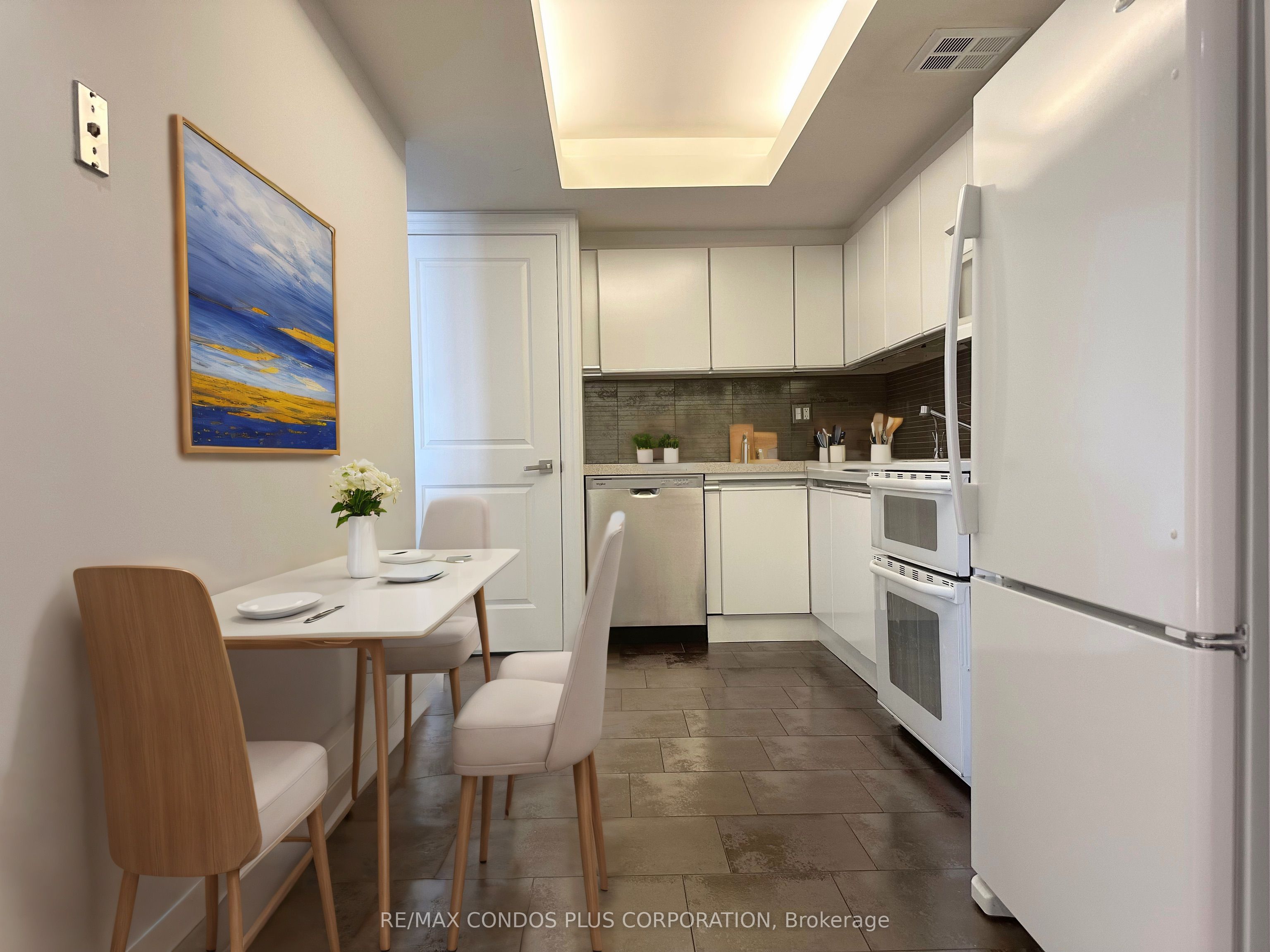 2045 Lake Shore Boulevard W #1605