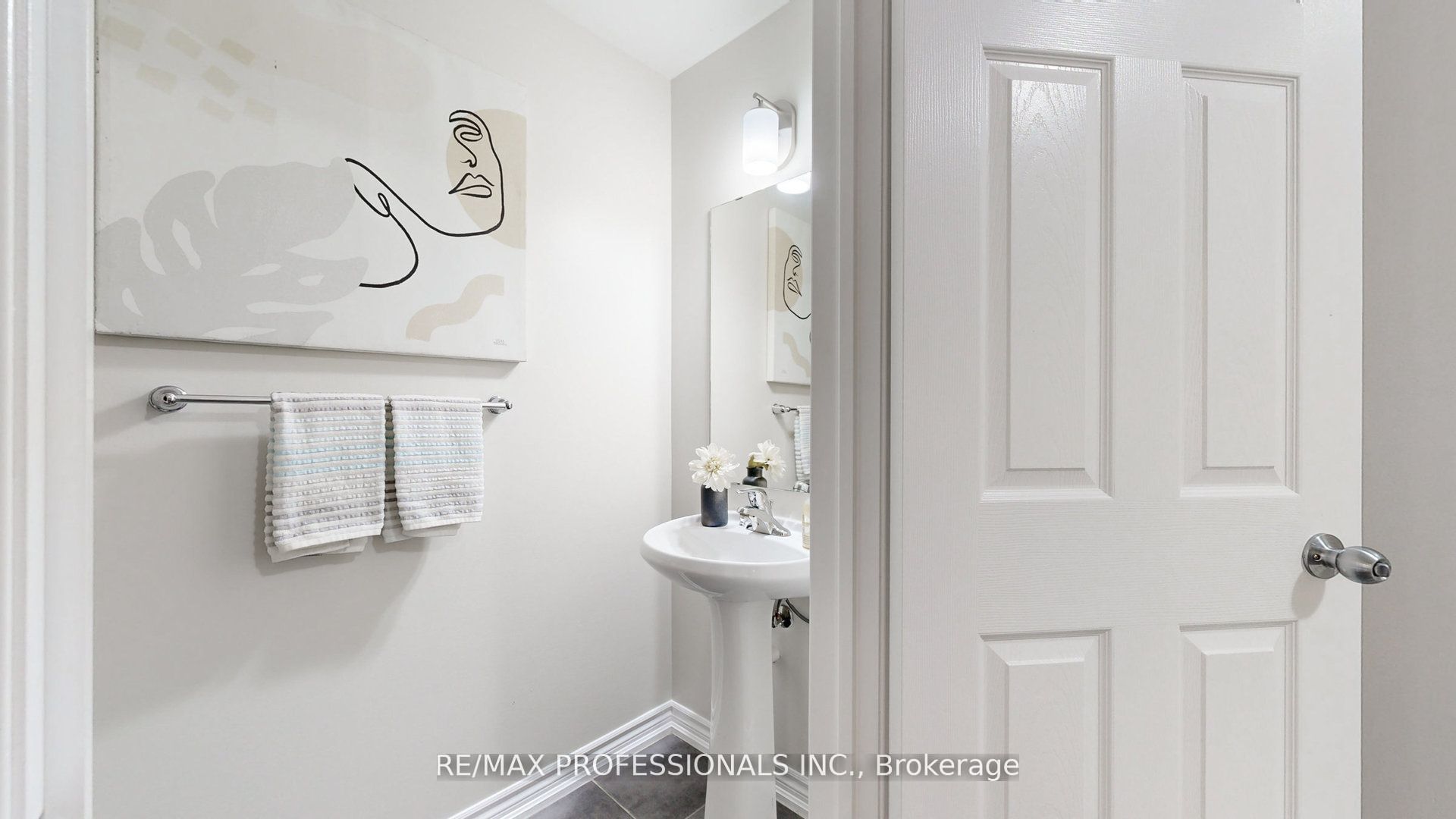 20 Carnation Avenue, #48