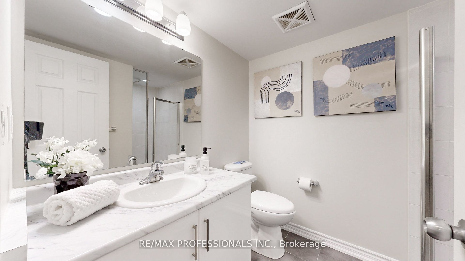 20 Carnation Avenue, #48
